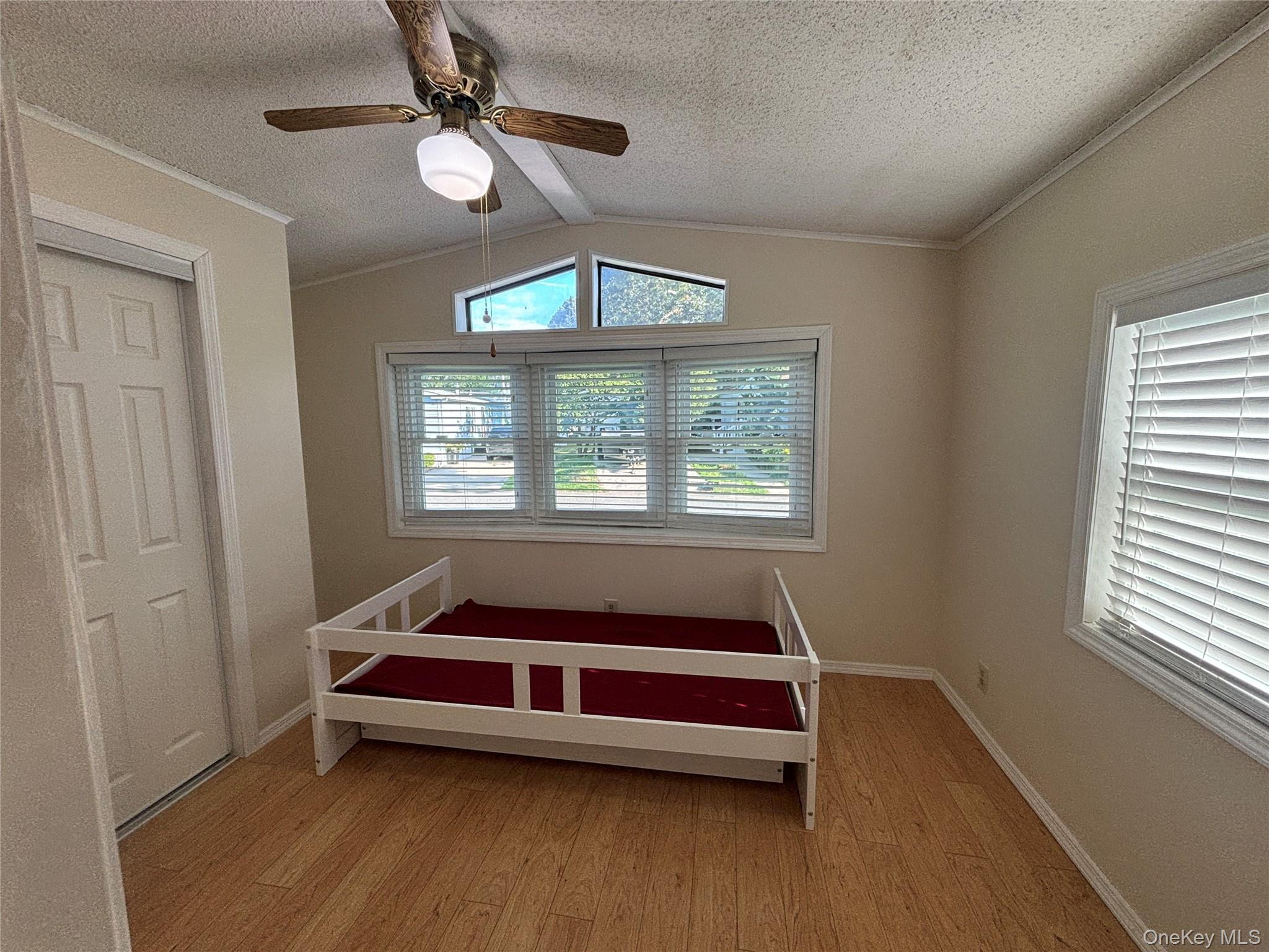 Single Family Old Country Road Suffolk County, NY 11901, MLS-1024299-26