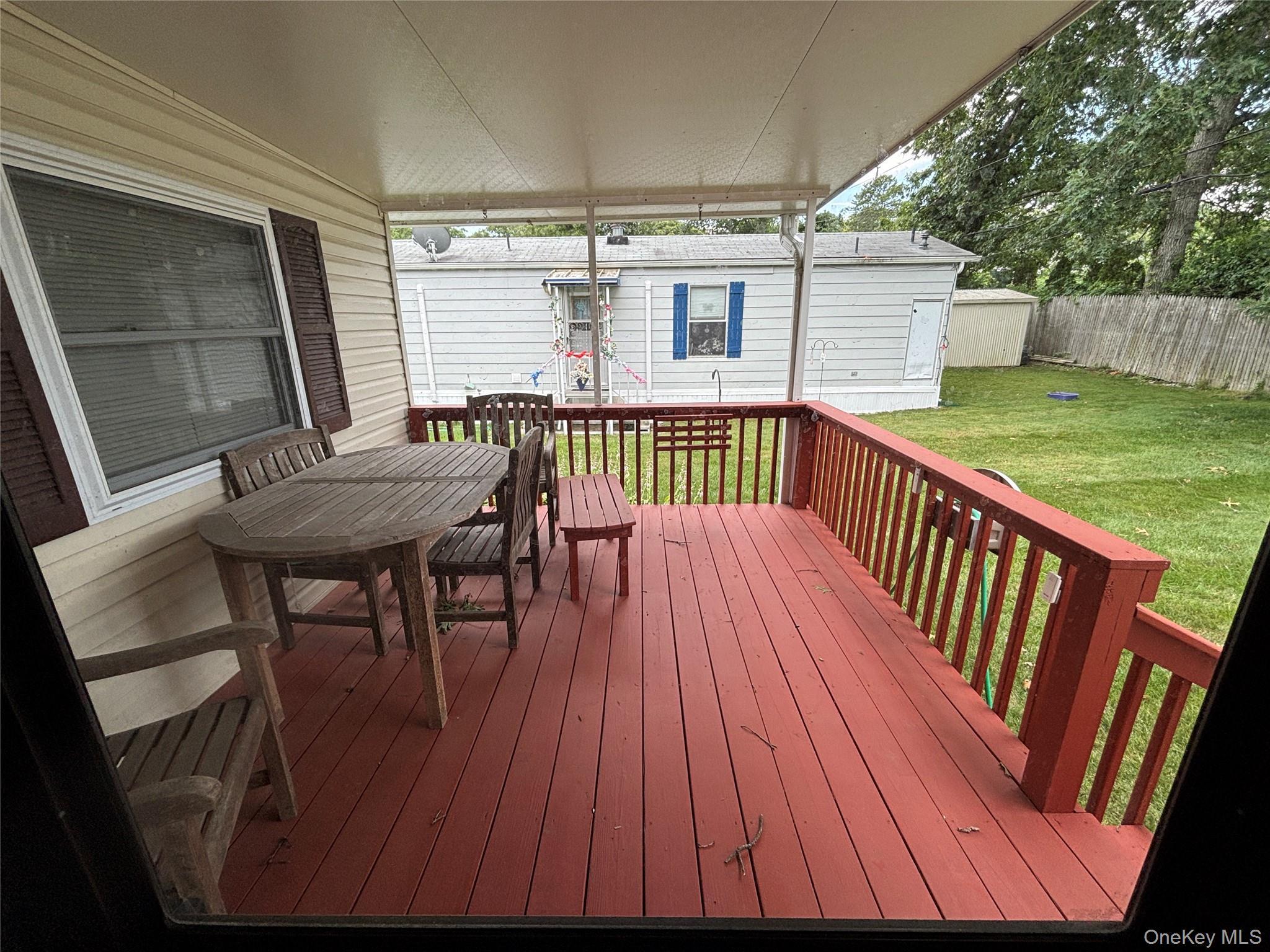 Single Family Old Country Road Suffolk County, NY 11901, MLS-1024299-30