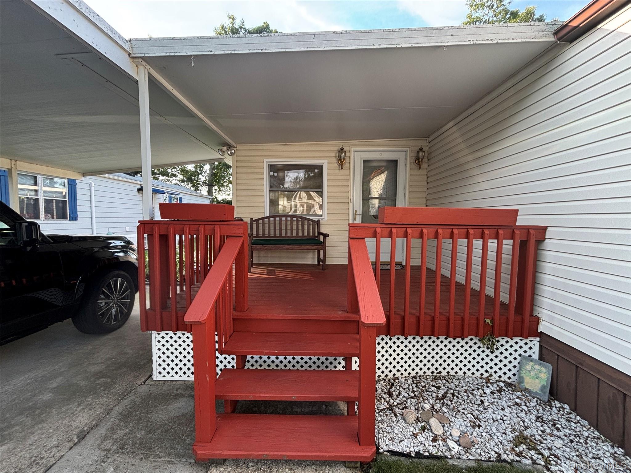 Single Family Old Country Road Suffolk County, NY 11901, MLS-1024299-5