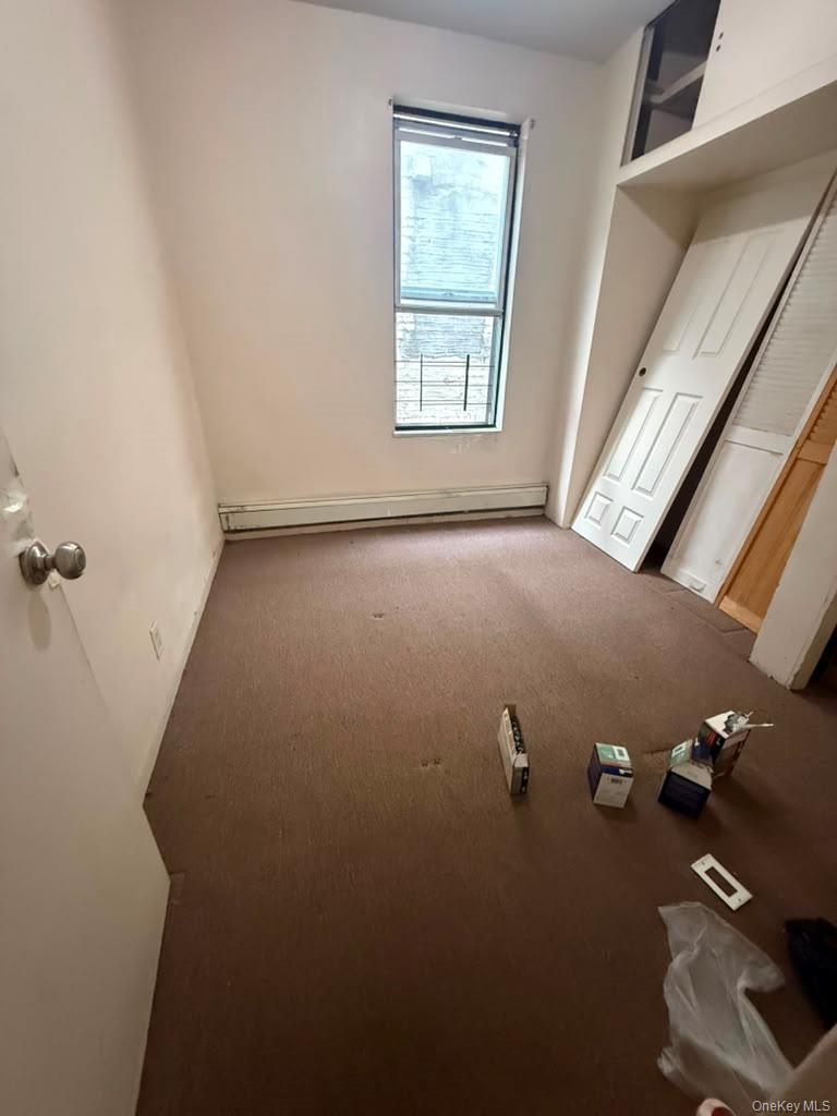Apartment Gleason Avenue  Bronx, NY 10462, MLS-1024315-2