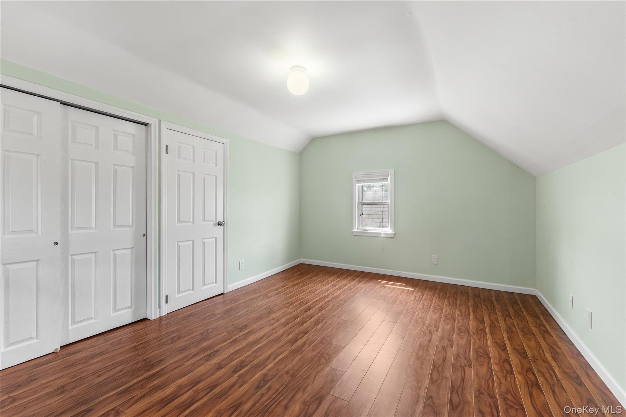 Single Family 220th Street  Queens, NY 11364, MLS-1024330-22