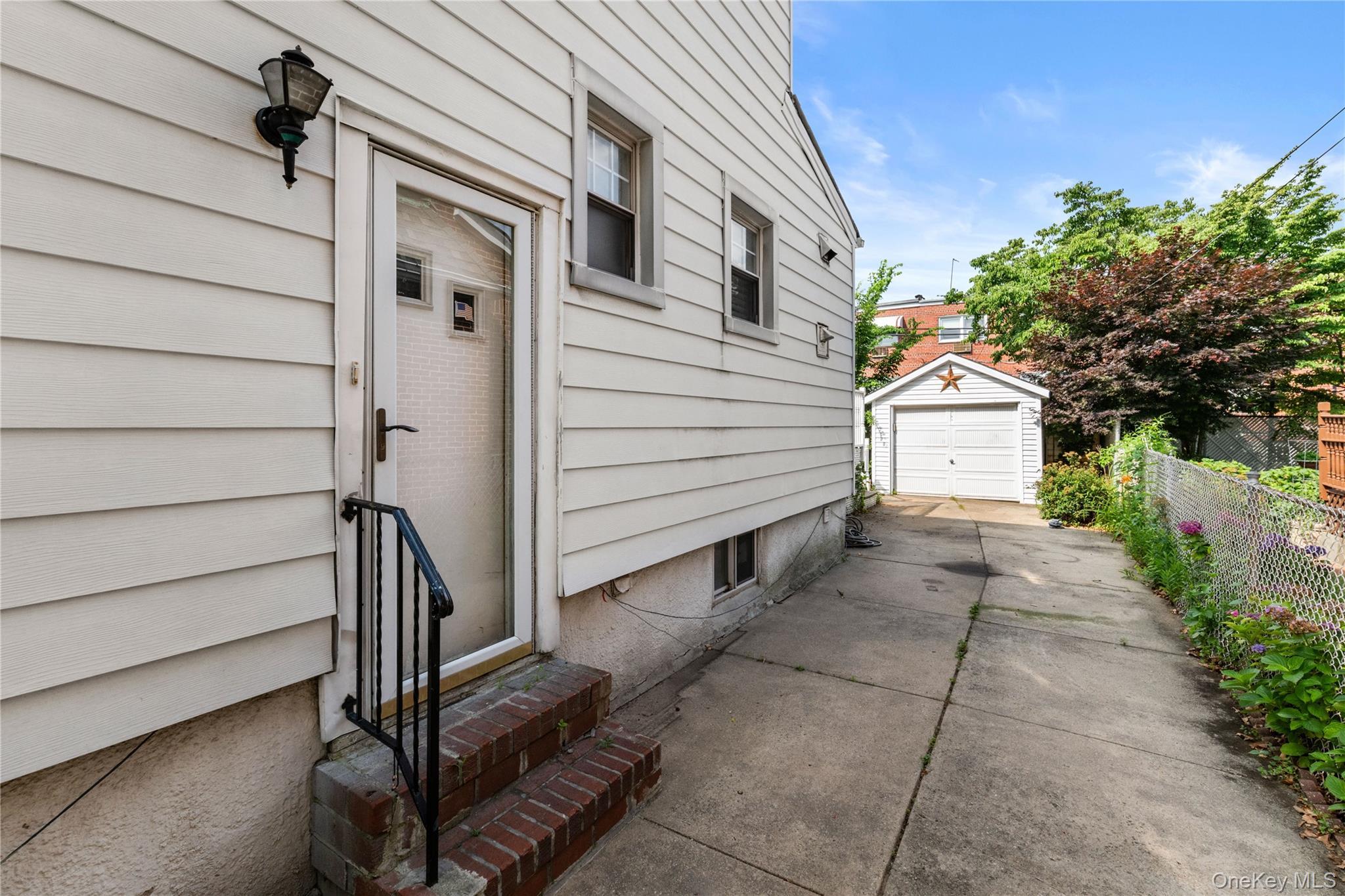 Single Family 220th Street  Queens, NY 11364, MLS-1024330-28