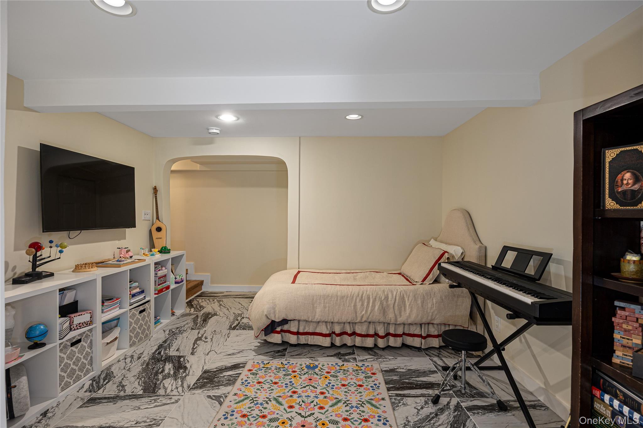 Single Family Tamarack Road Westchester County, NY 10573, MLS-1024335-16