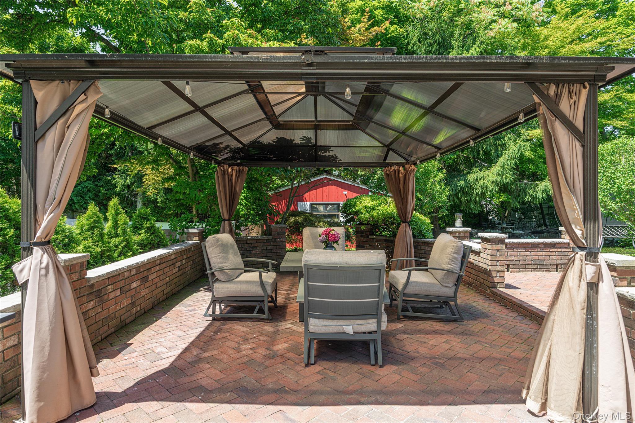 Single Family Tamarack Road Westchester County, NY 10573, MLS-1024335-21