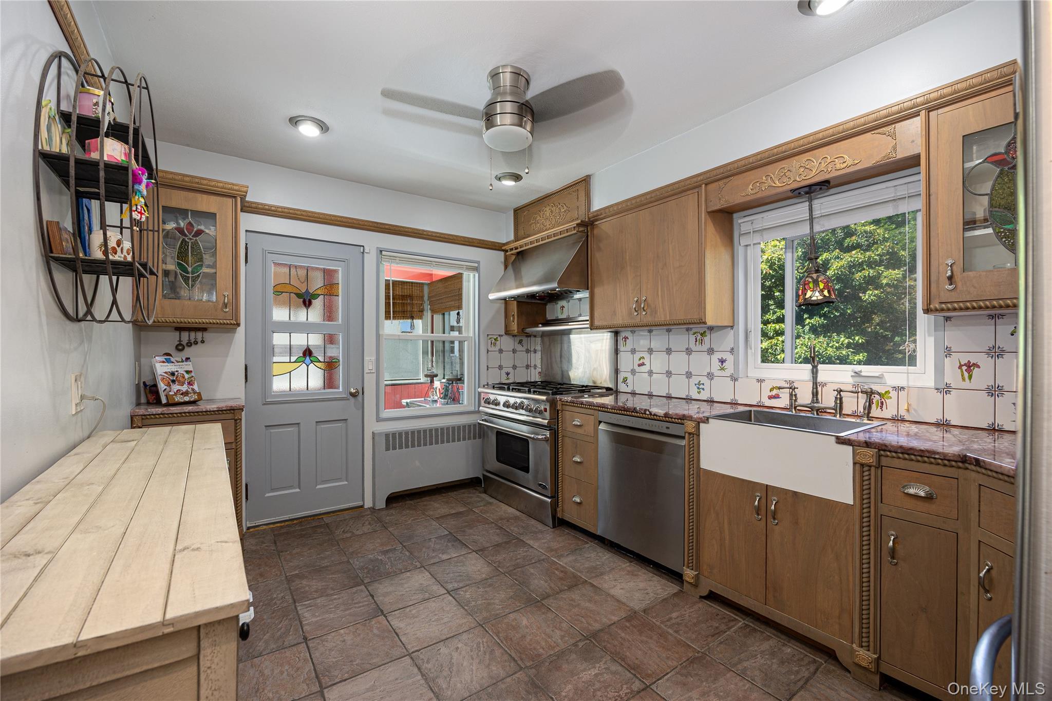 Single Family Tamarack Road Westchester County, NY 10573, MLS-1024335-9