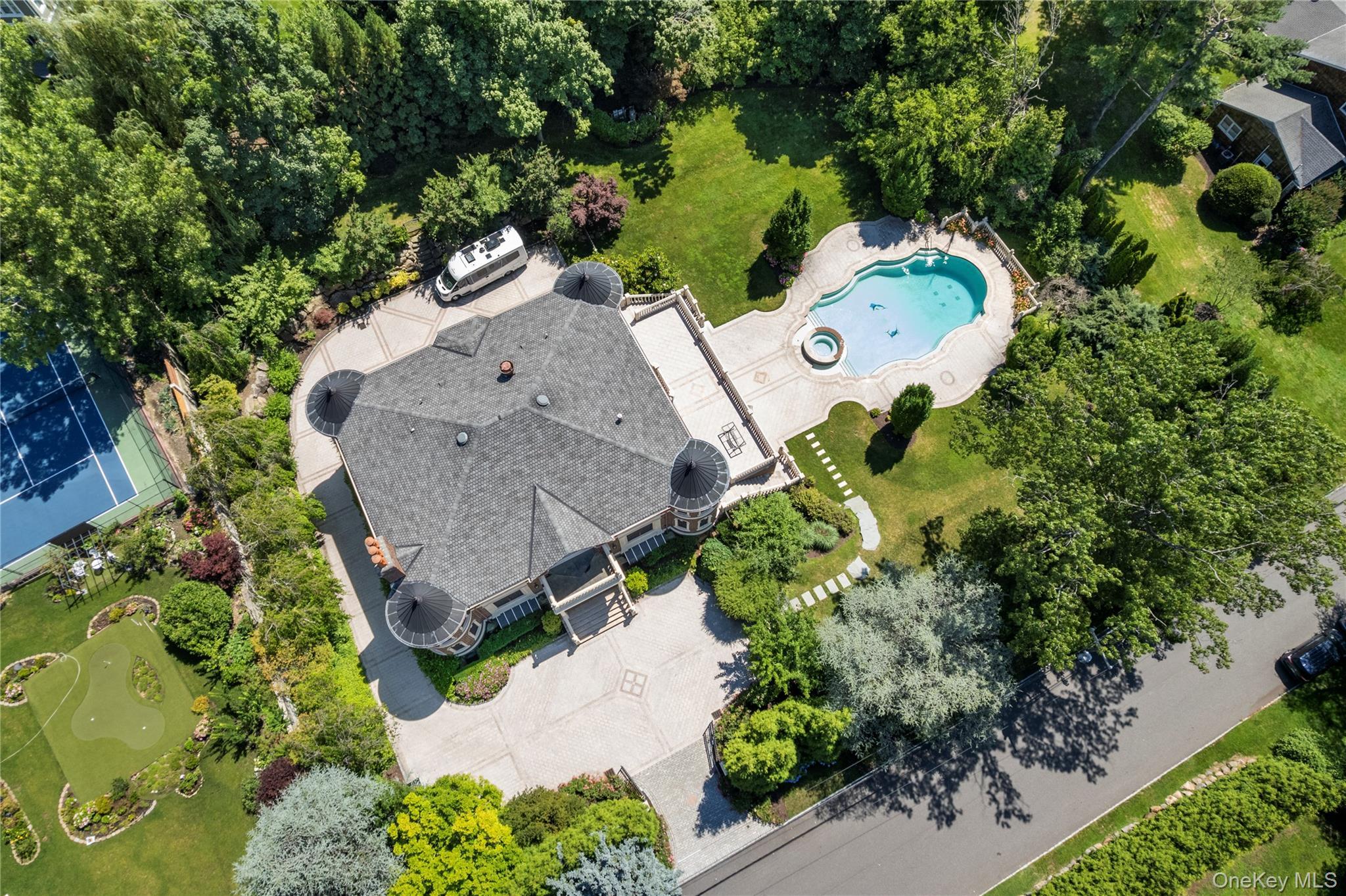 Single Family Whitney Circle  Nassau County, NY 11542, MLS-1024341-25