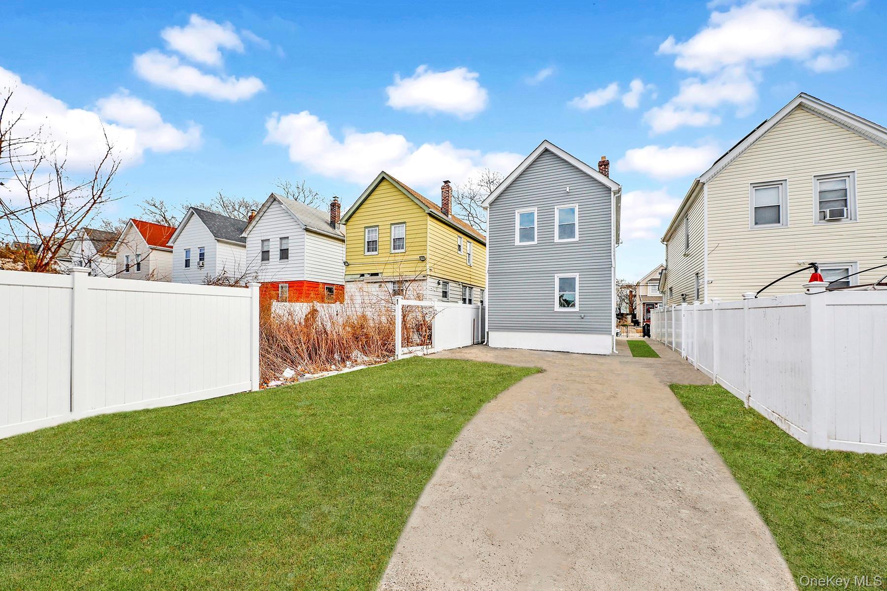 Single Family 221st Street Queens, NY 11429, MLS-1024350-14