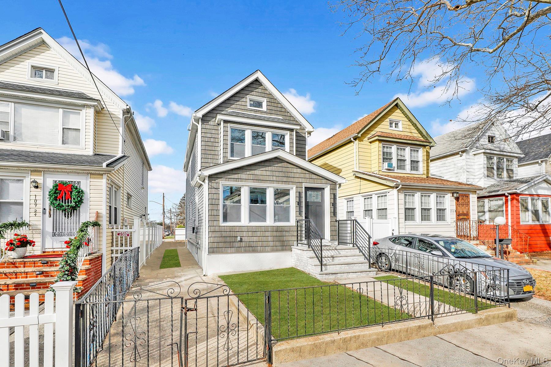 Single Family 221st Street  Queens, NY 11429, MLS-1024350-15