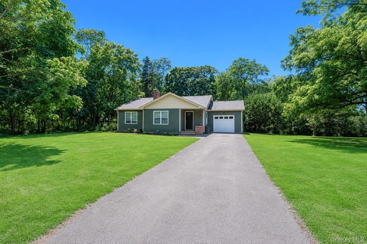 Single Family Yaphank Middle Island Road Suffolk County, NY 11980, MLS-1024352-2