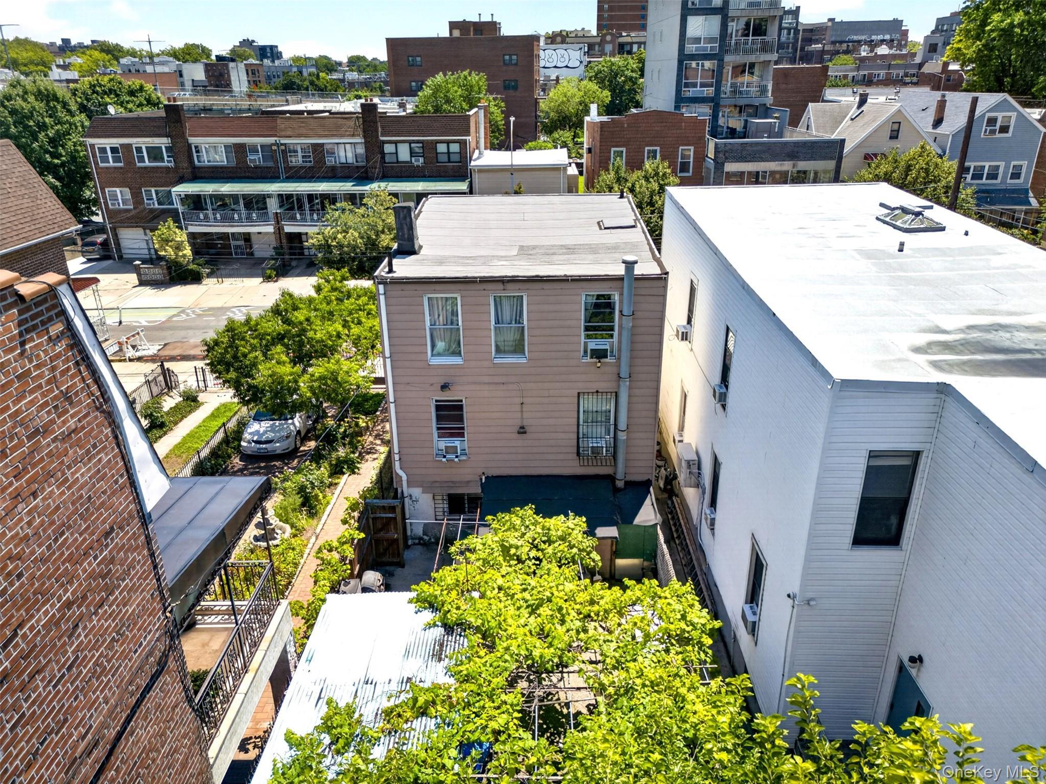 Single Family Crescent Street Queens, NY 11102, MLS-1024366-5