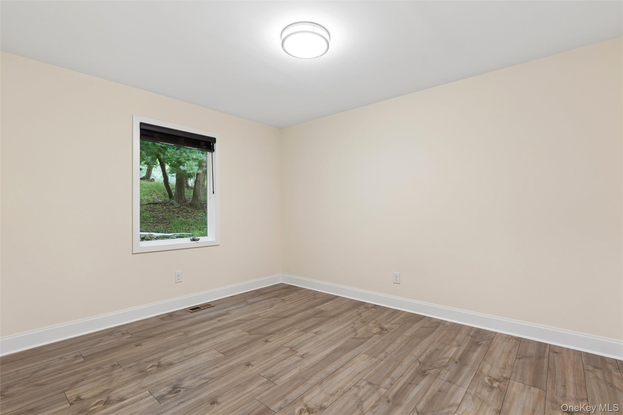Single Family N Wading River Road Suffolk County, NY 11792, MLS-1024392-15