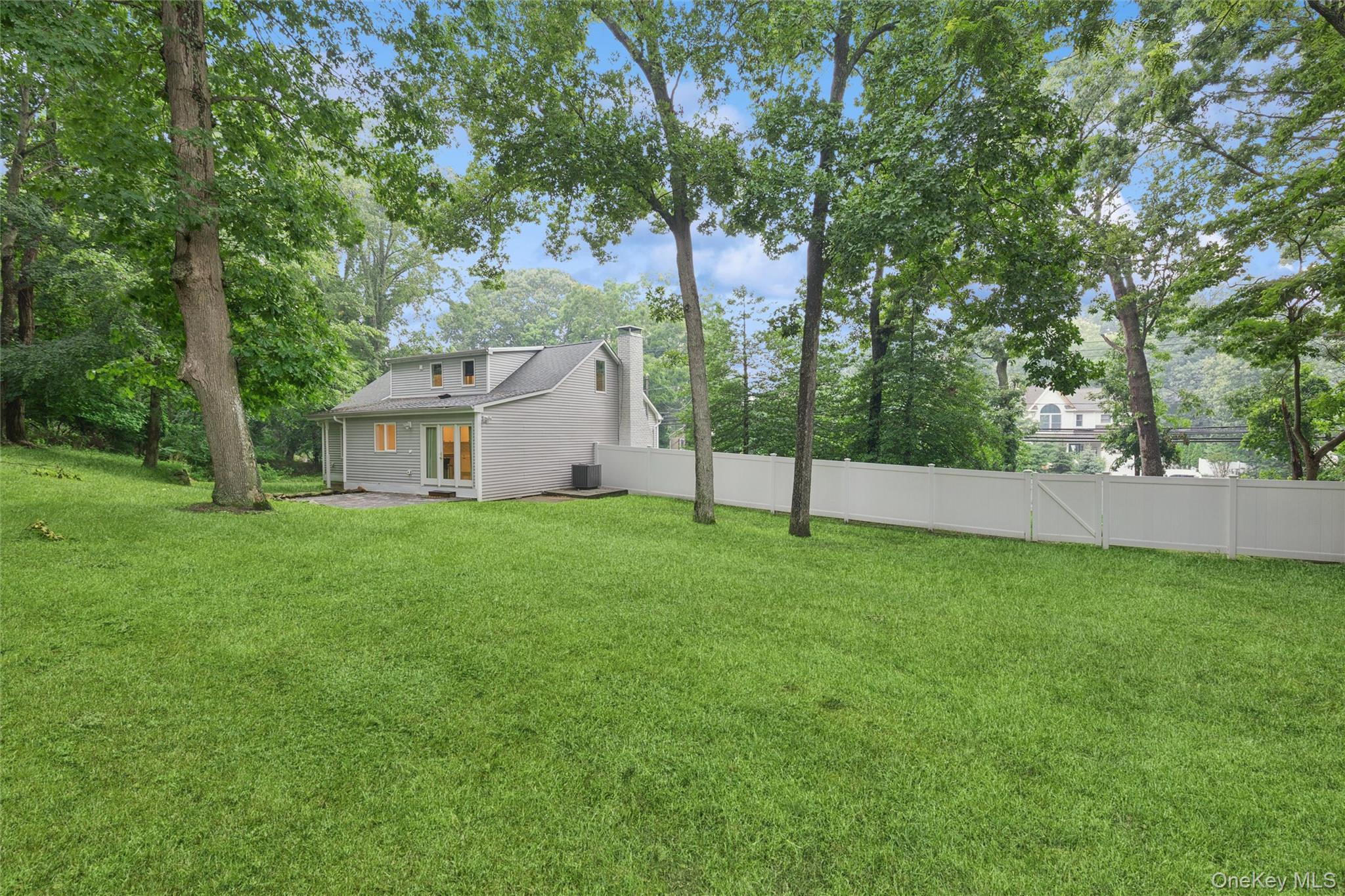 Single Family N Wading River Road Suffolk County, NY 11792, MLS-1024392-6