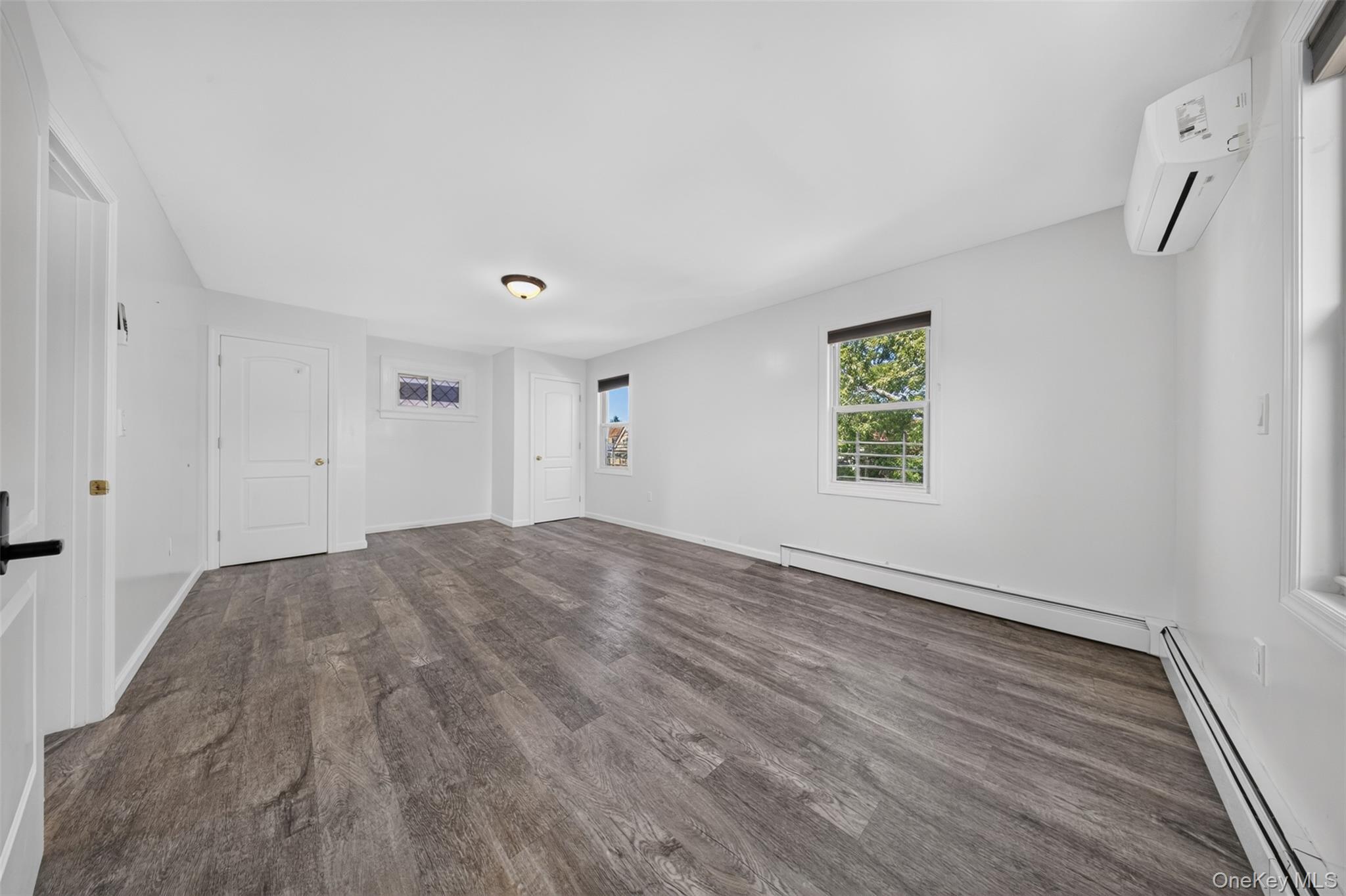 Single Family 205th Street Queens, NY 11361, MLS-1024422-15