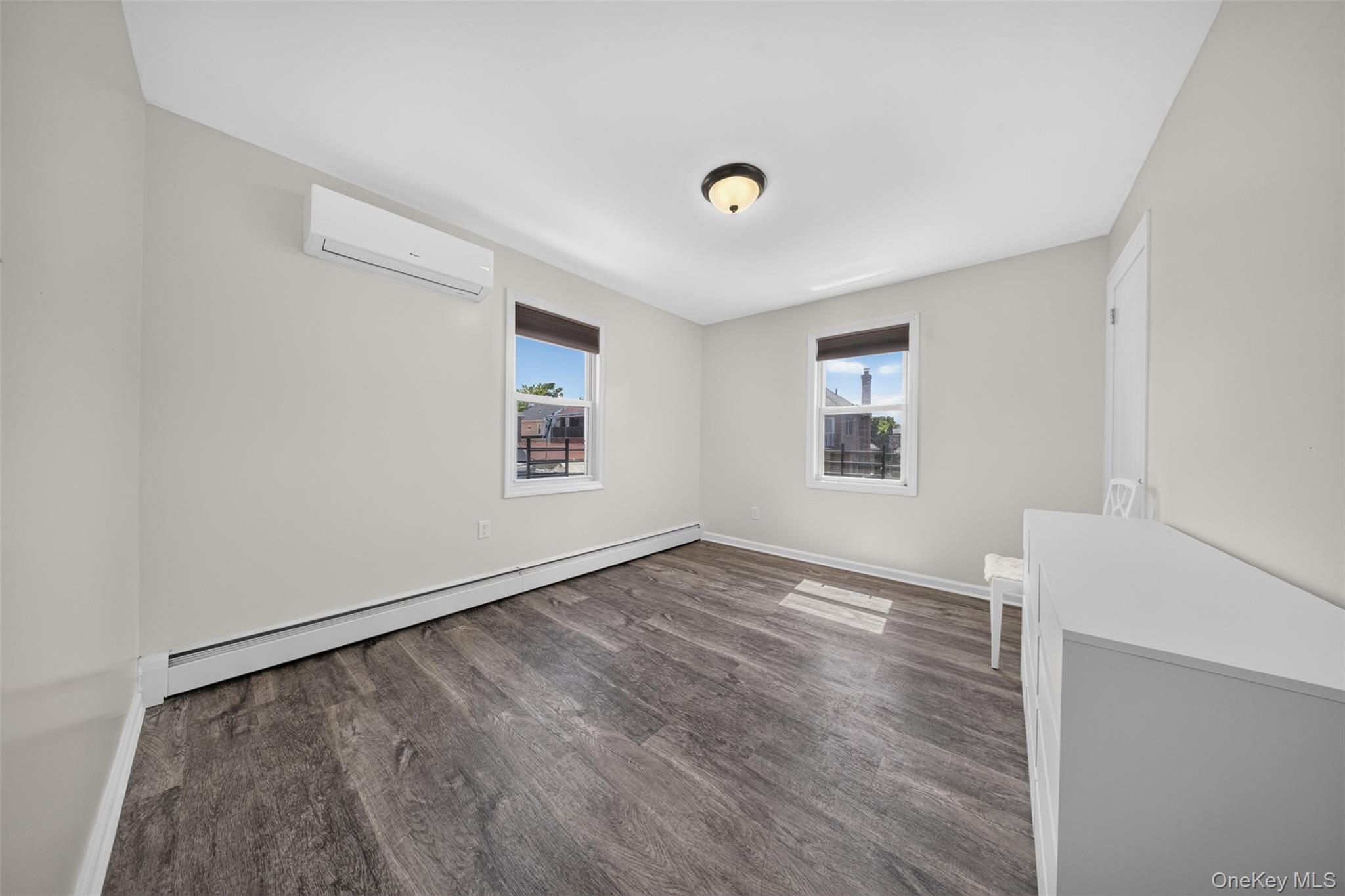 Single Family 205th Street Queens, NY 11361, MLS-1024422-17