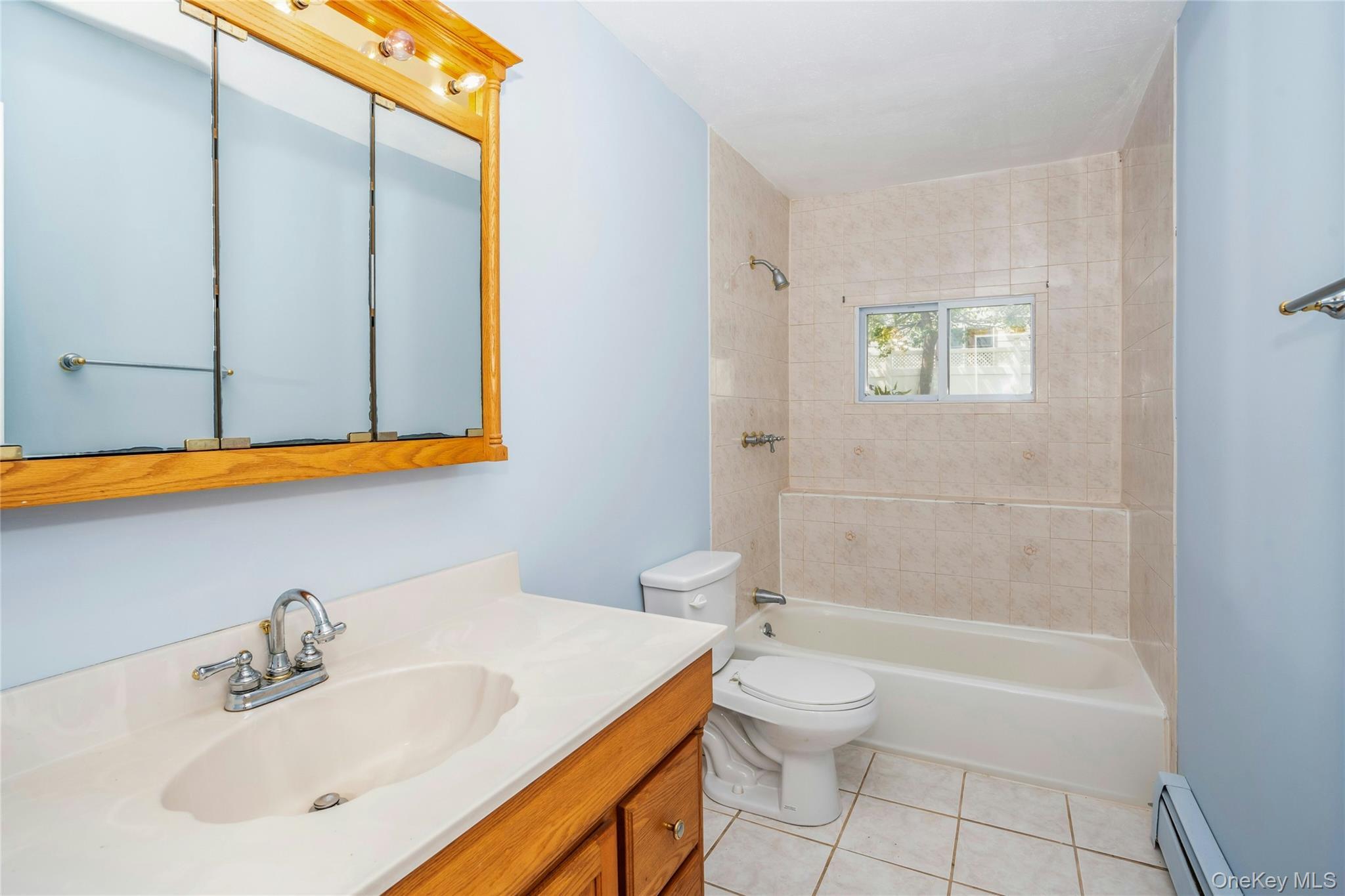 Single Family Greenbrier Lane  Suffolk County, NY 11782, MLS-1024423-19