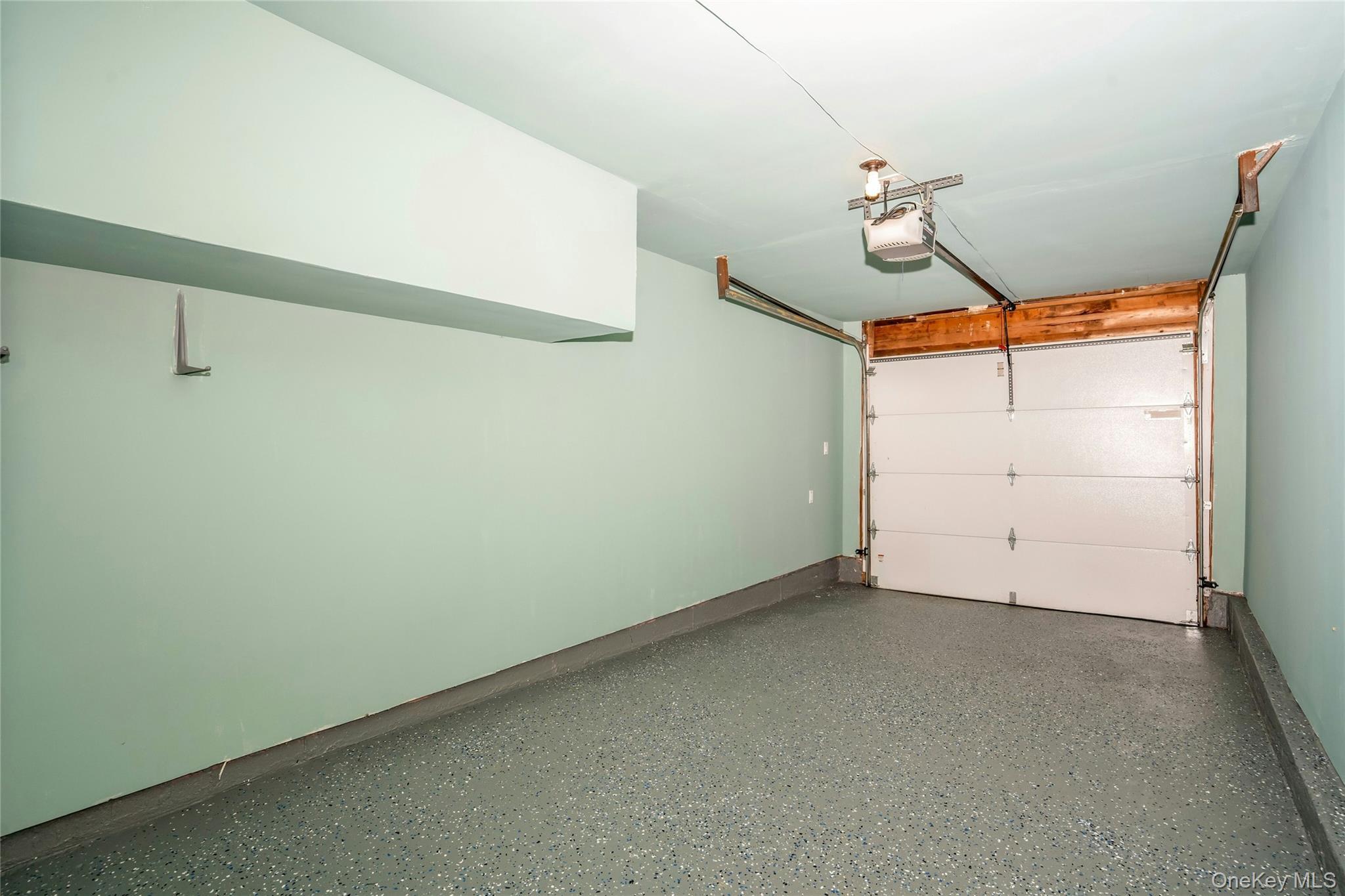 Single Family Greenbrier Lane  Suffolk County, NY 11782, MLS-1024423-21