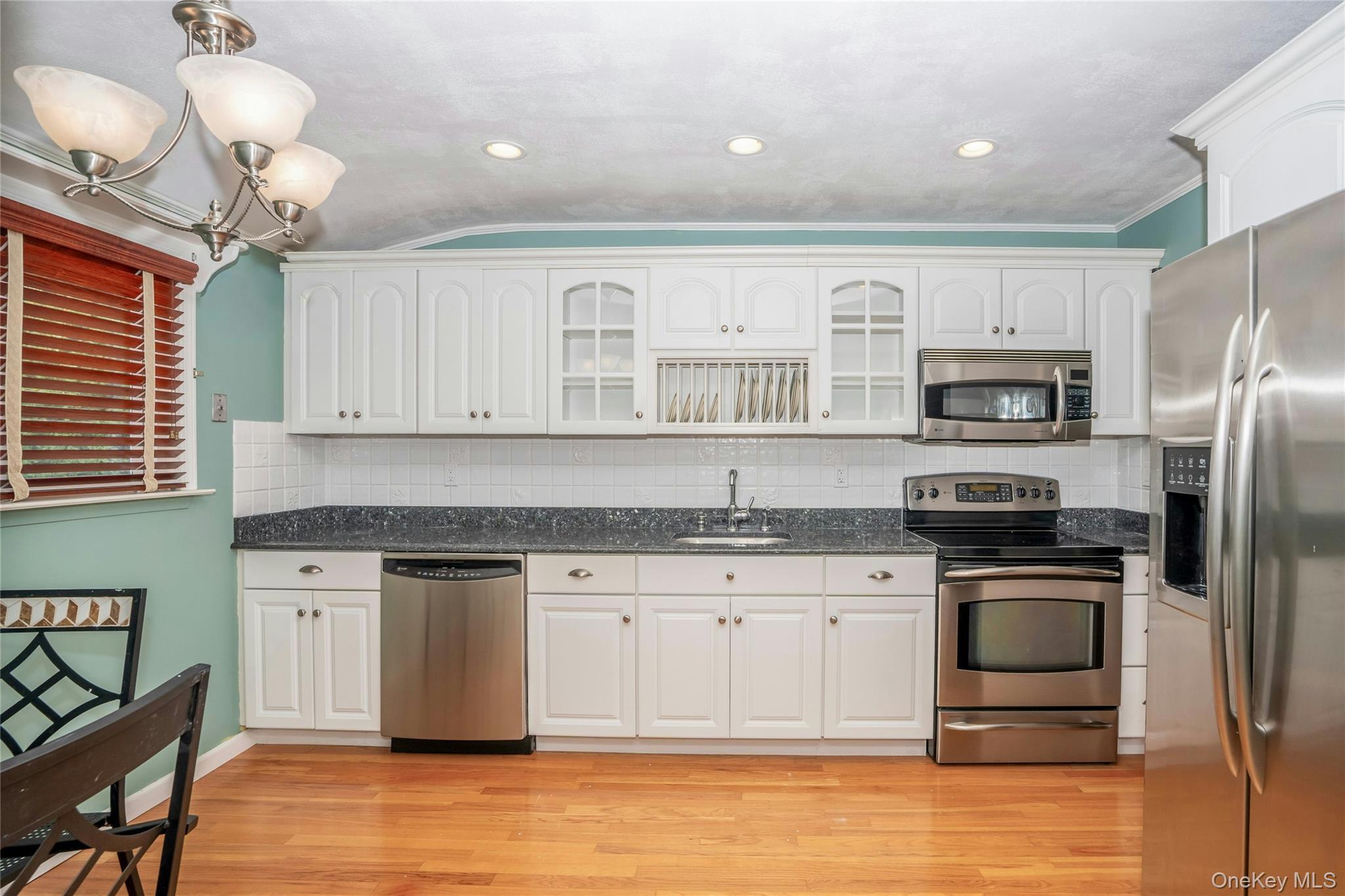Single Family Greenbrier Lane  Suffolk County, NY 11782, MLS-1024423-6