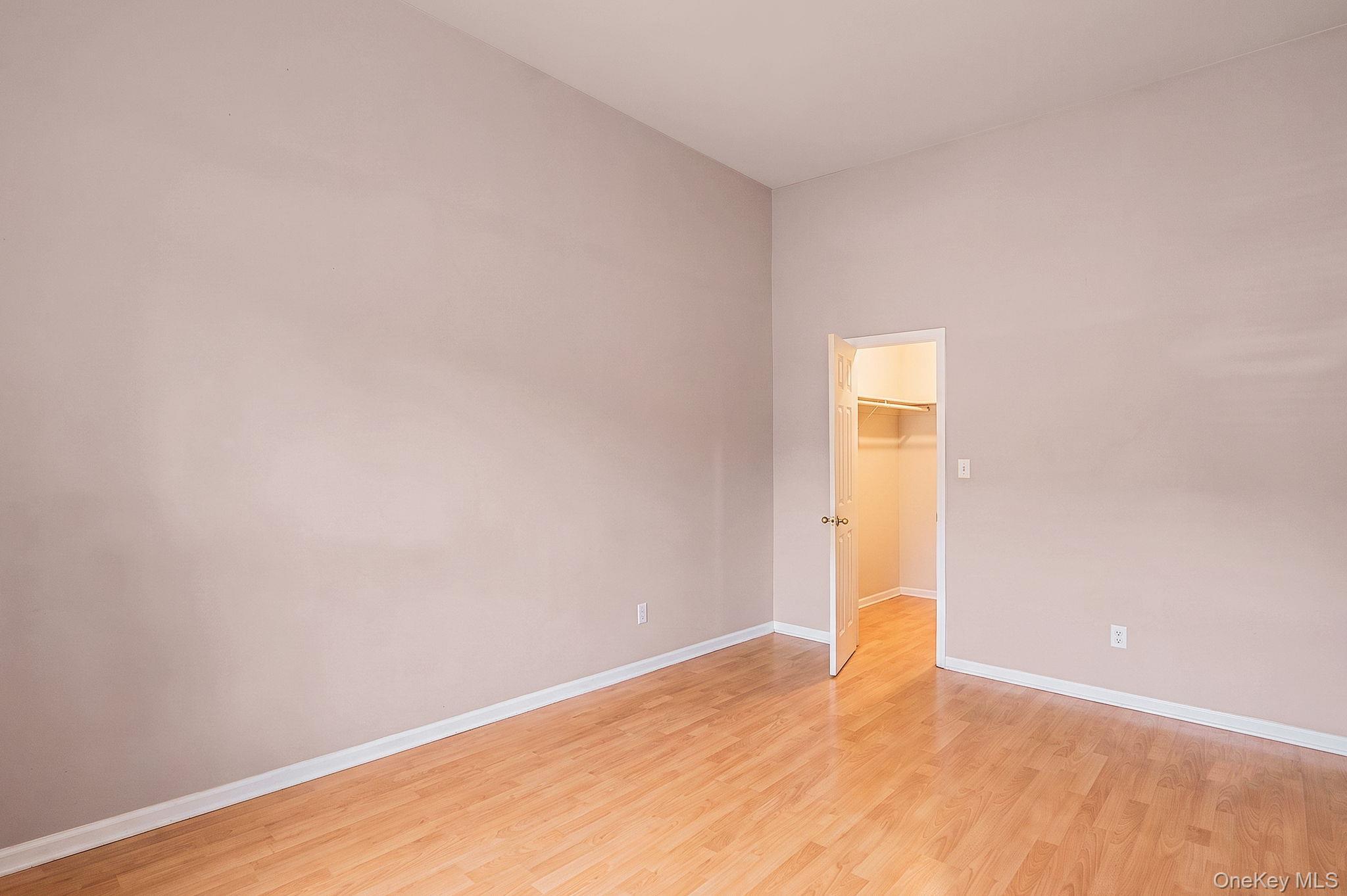 Single Family Barbara Lane Suffolk County, NY 11763, MLS-1024424-13