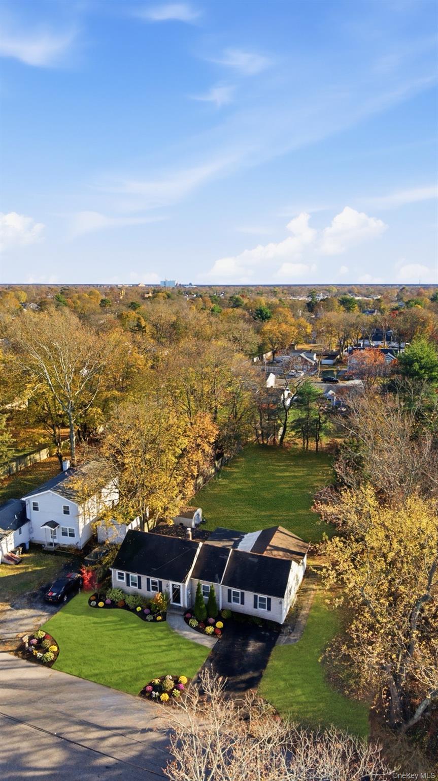 Single Family Ralph Avenue  Suffolk County, NY 11717, MLS-1024438-28