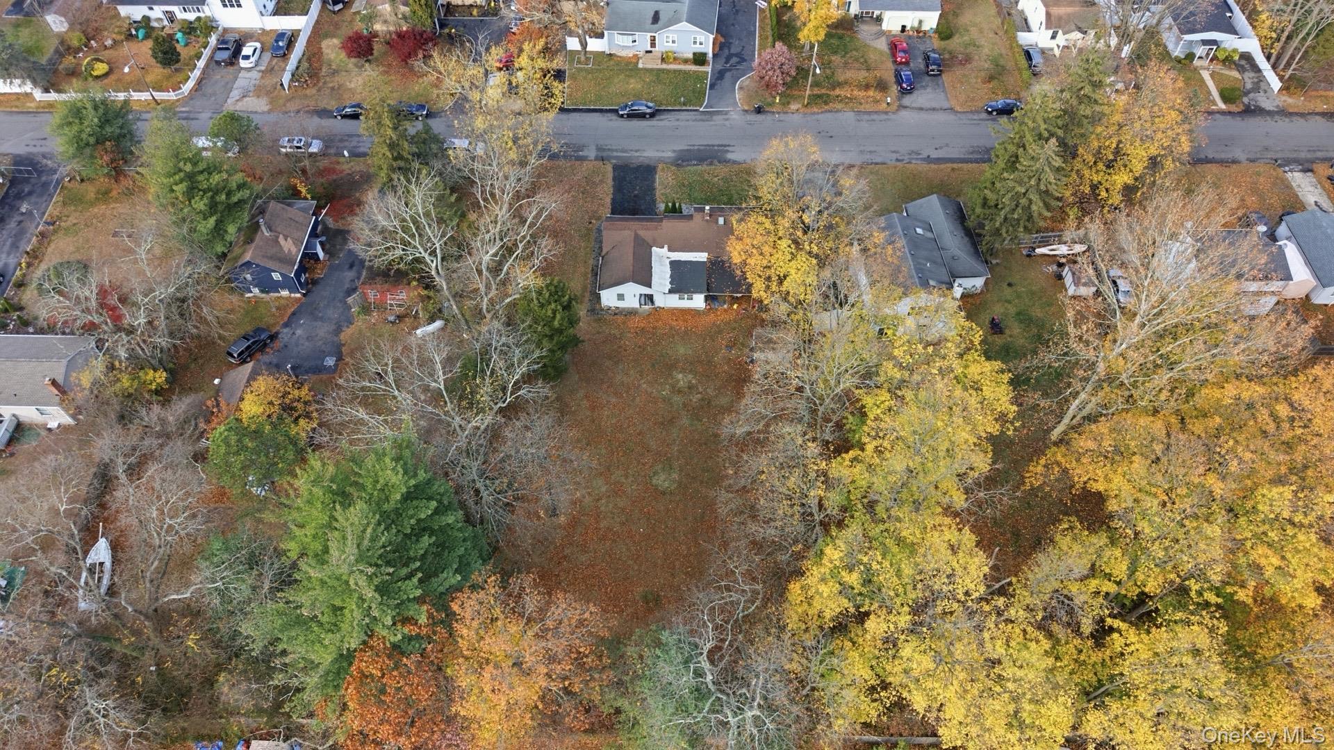 Single Family Ralph Avenue  Suffolk County, NY 11717, MLS-1024438-9