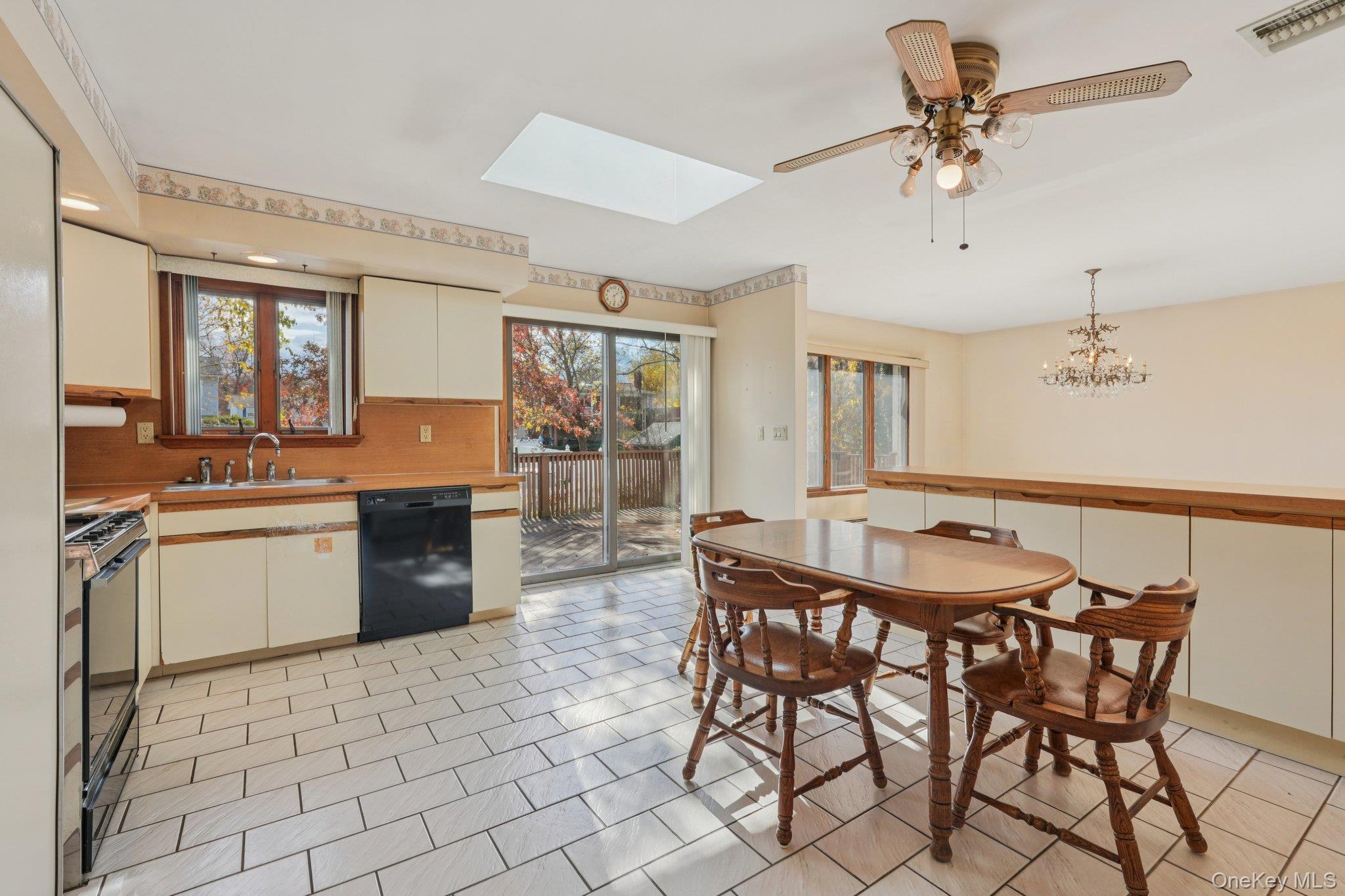 Single Family Brenda Lane Rockland County, NY 10954, MLS-1024442-20