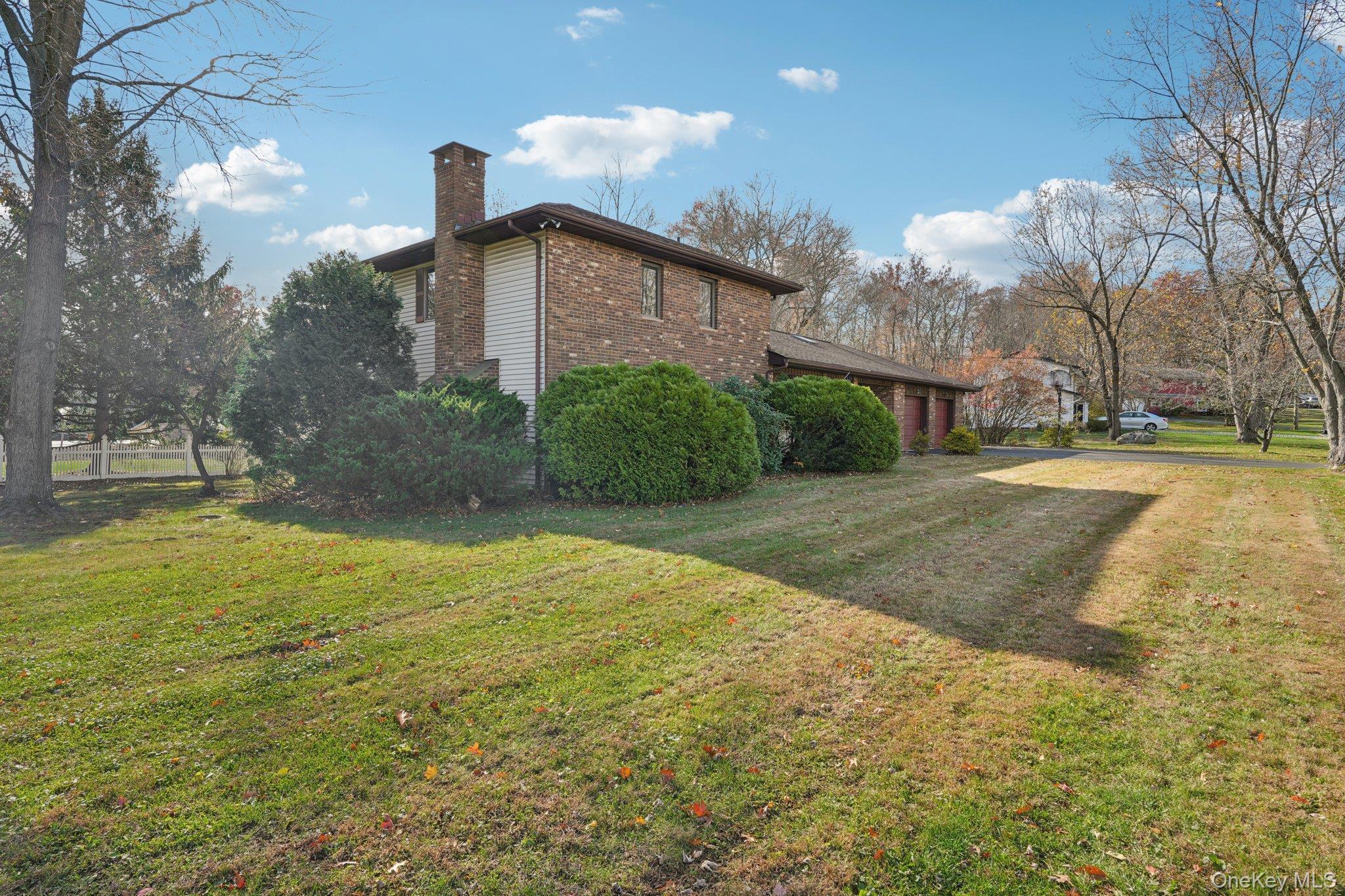 Single Family Brenda Lane Rockland County, NY 10954, MLS-1024442-3