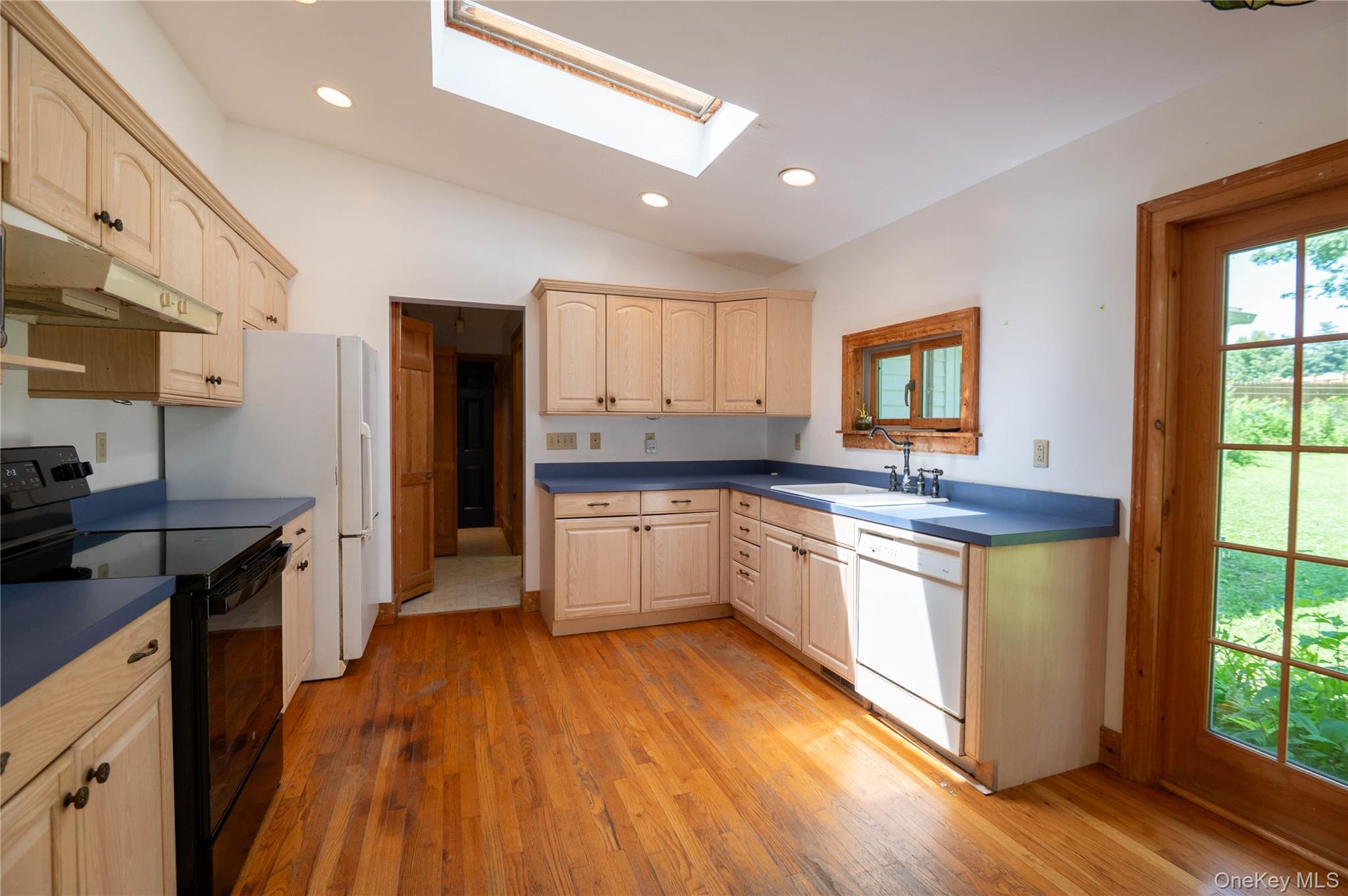 Single Family Albany Avenue Columbia County, NY 12184, MLS-1024450-14