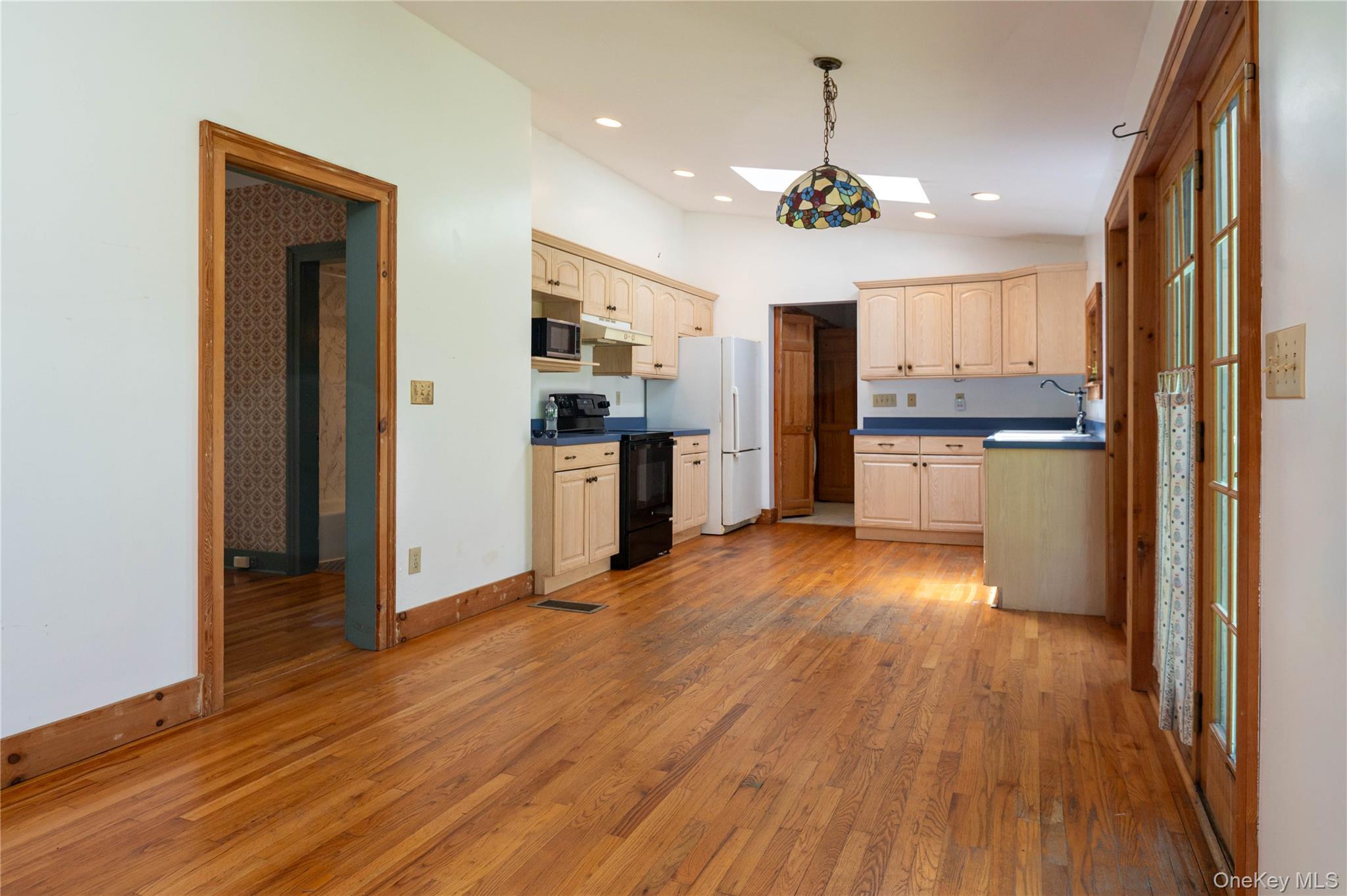 Single Family Albany Avenue Columbia County, NY 12184, MLS-1024450-16