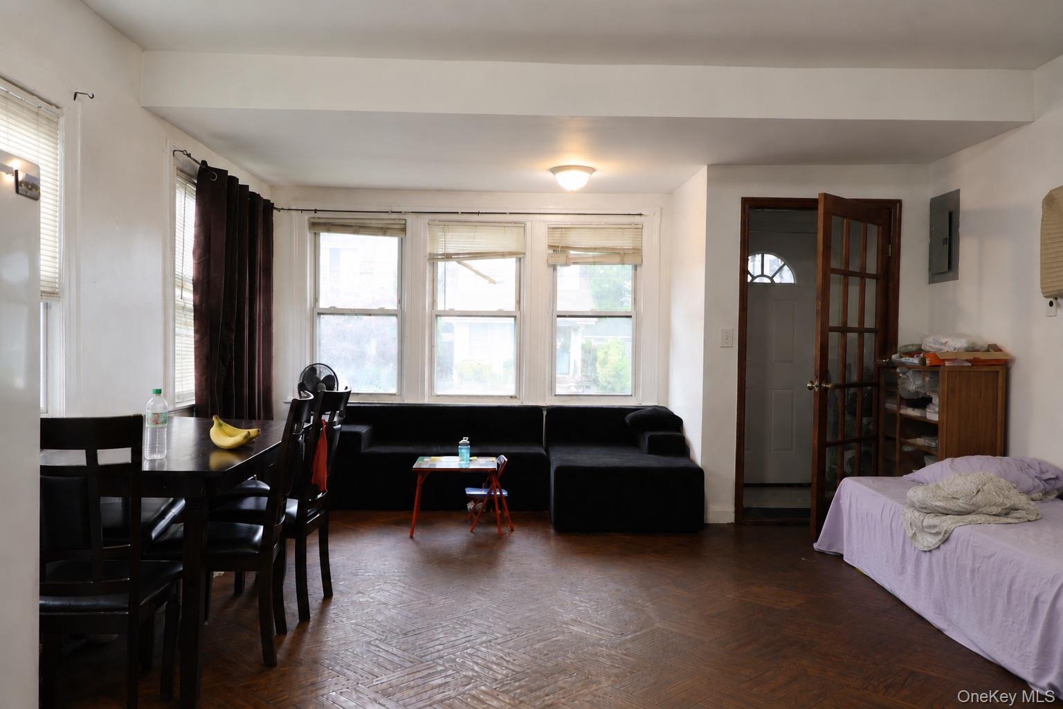 Single Family 198th Street  Queens, NY 11423, MLS-1024452-6
