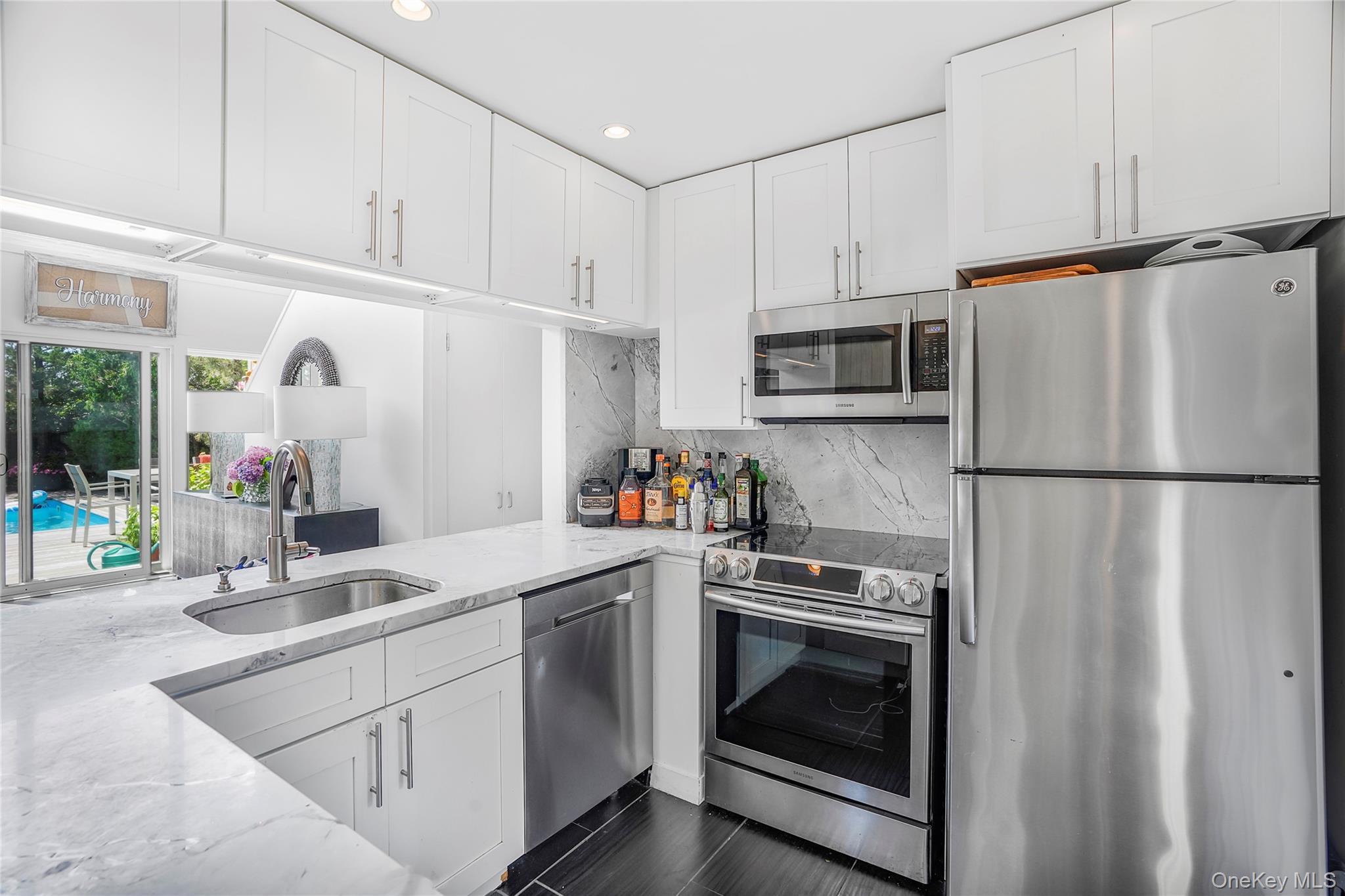 Single Family Bay Walk Suffolk County, NY 11782, MLS-1024478-2