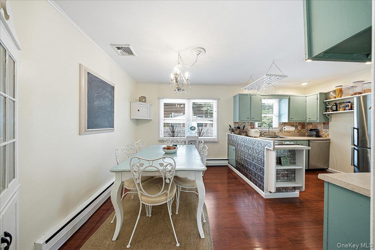 Single Family Graham Road  Suffolk County, NY 11946, MLS-1024482-16