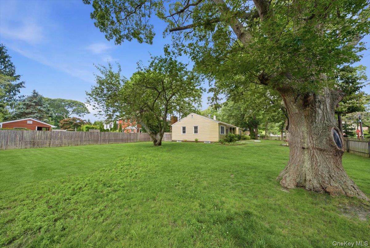 Single Family Graham Road  Suffolk County, NY 11946, MLS-1024482-5