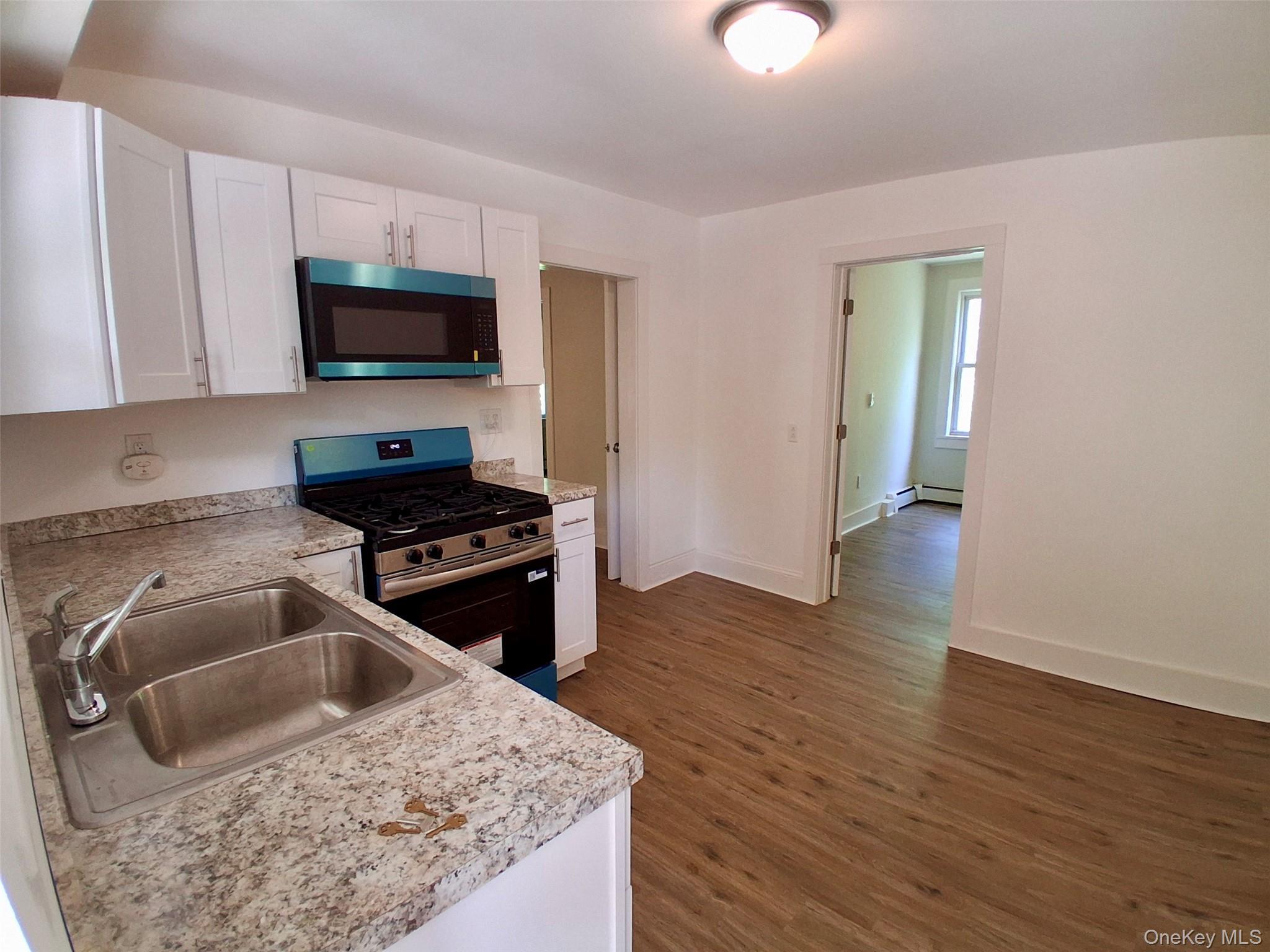 Single Family Maple Avenue  Ulster County, NY 12446, MLS-1024501-4