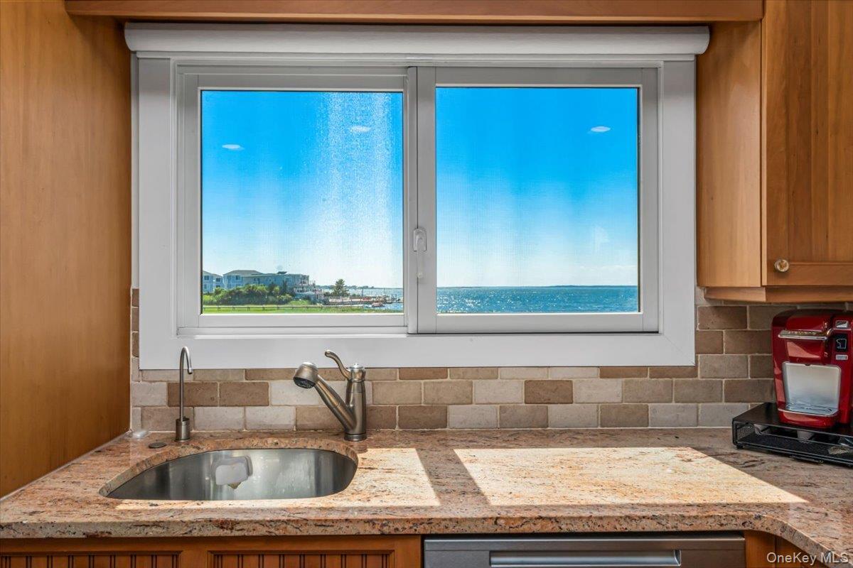 Single Family Dune Road Suffolk County, NY 11977, MLS-1024503-16