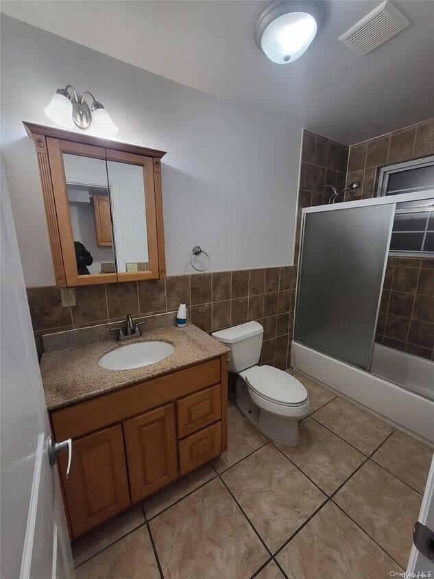 Single Family Searingtown Road  Nassau County, NY 11507, MLS-1024505-19