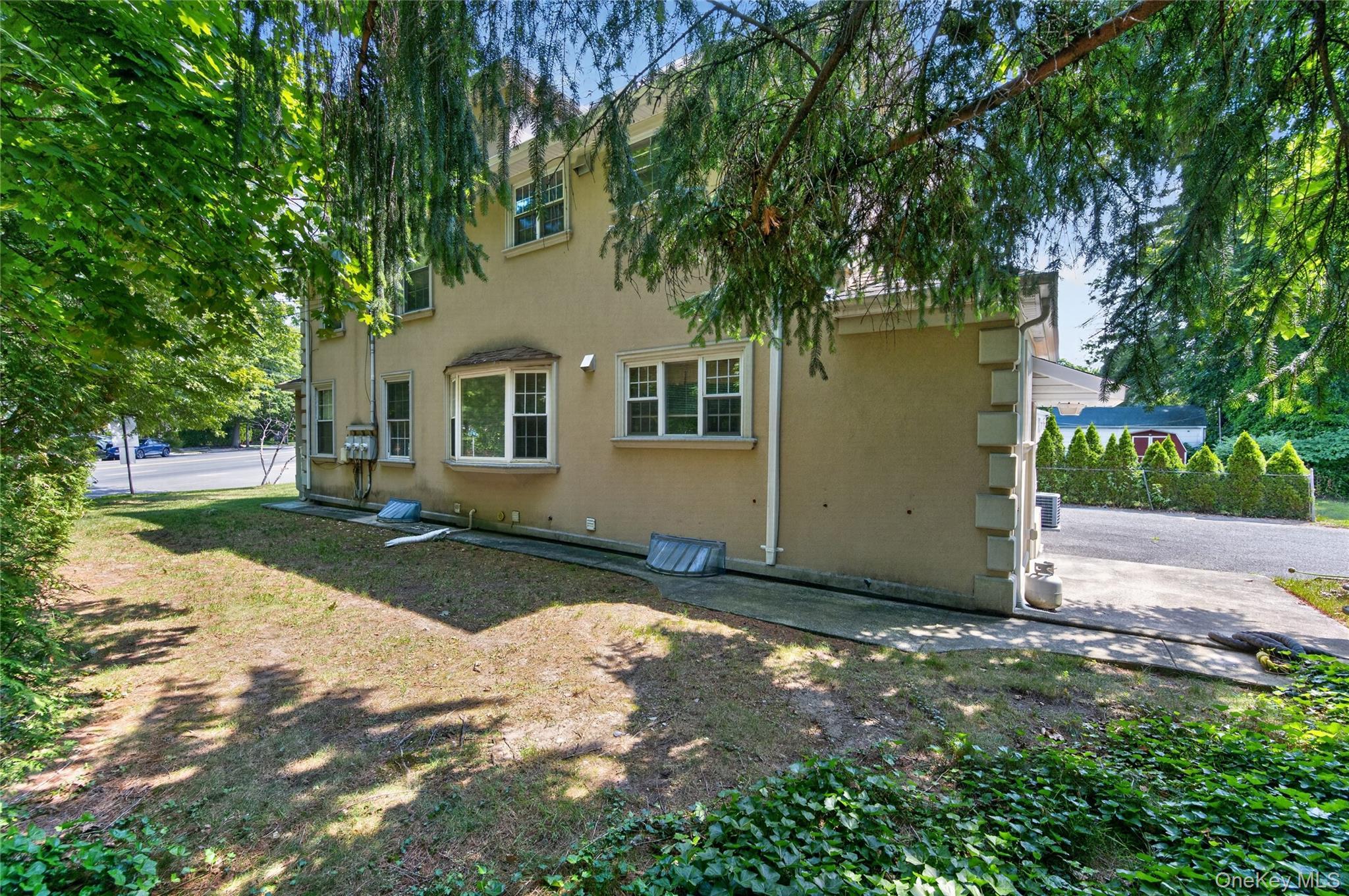 Single Family Searingtown Road  Nassau County, NY 11507, MLS-1024505-5