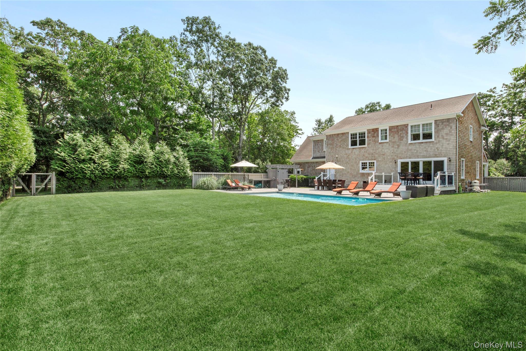 Single Family Montauk Highway Suffolk County, NY 11977, MLS-1024514-28