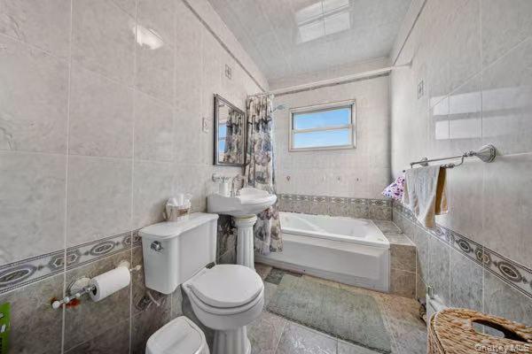 Single Family 62nd Road Queens, NY 11375, MLS-1024530-7