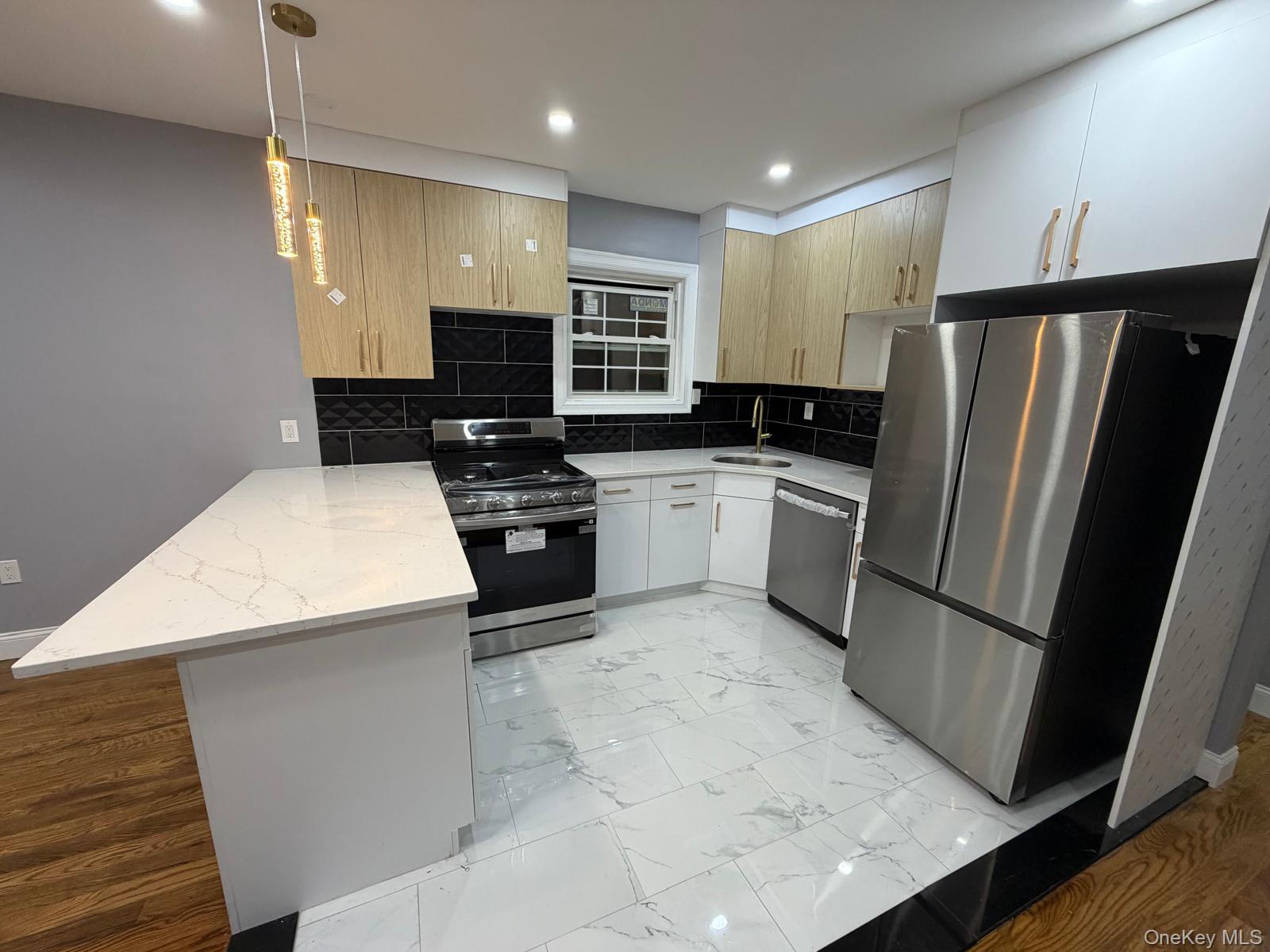 Single Family 118th Street  Queens, NY 11419, MLS-1024538-15