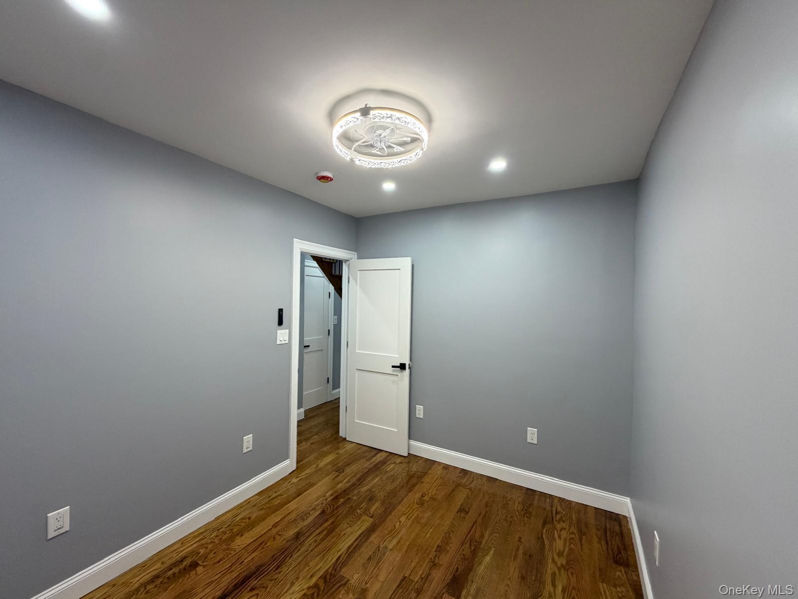 Single Family 118th Street  Queens, NY 11419, MLS-1024538-23