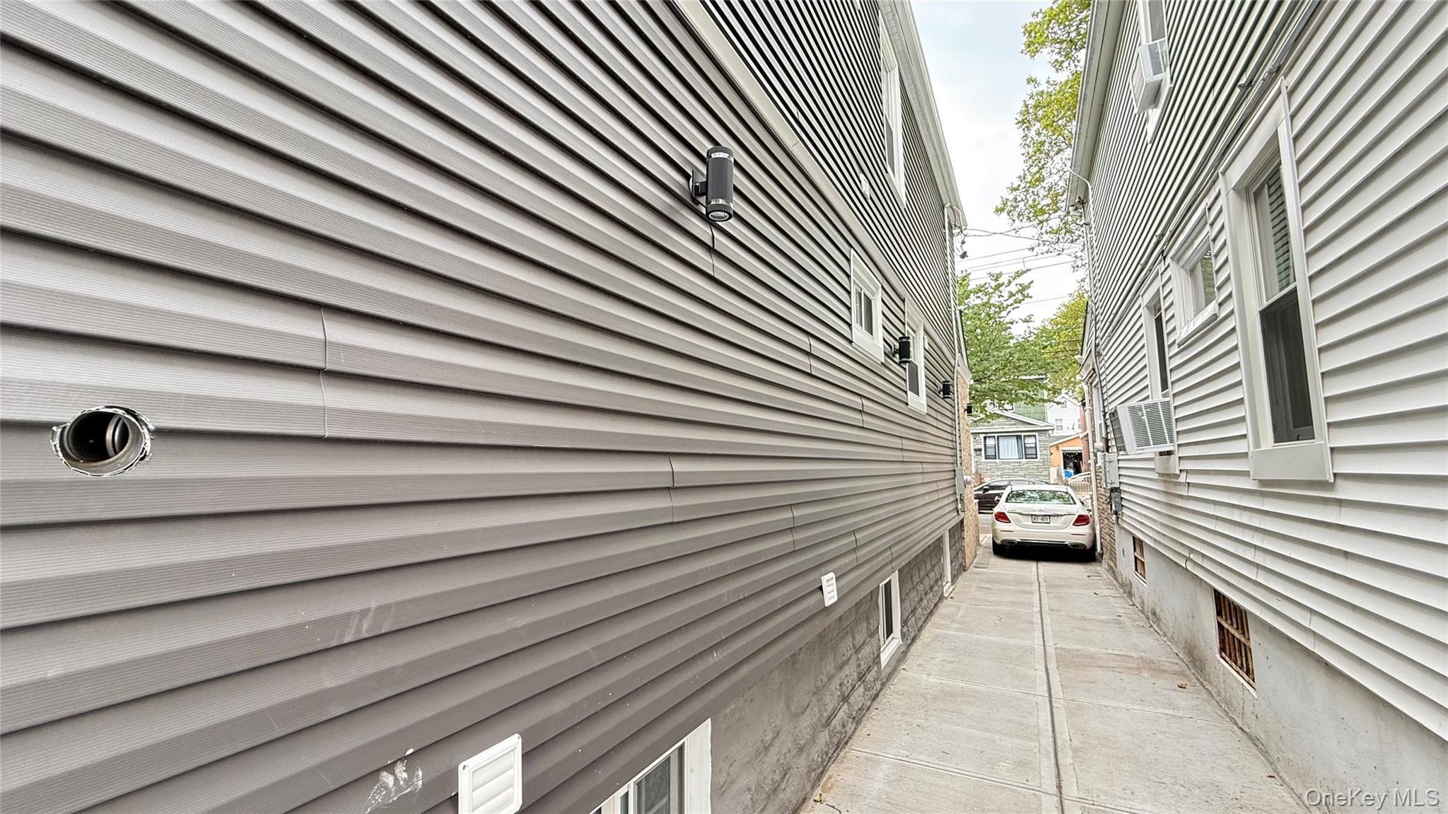 Single Family 118th Street  Queens, NY 11419, MLS-1024538-42