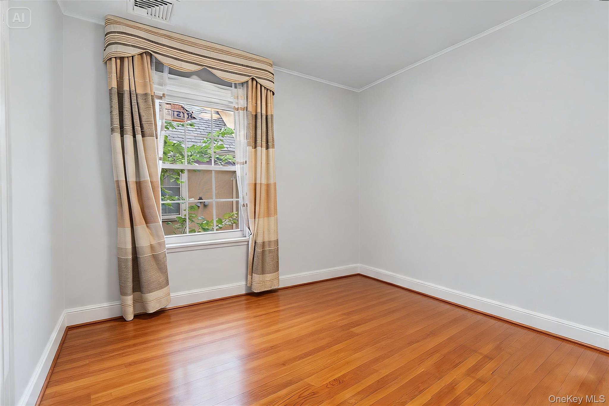 Single Family 161st Street Queens, NY 11357, MLS-1024544-15