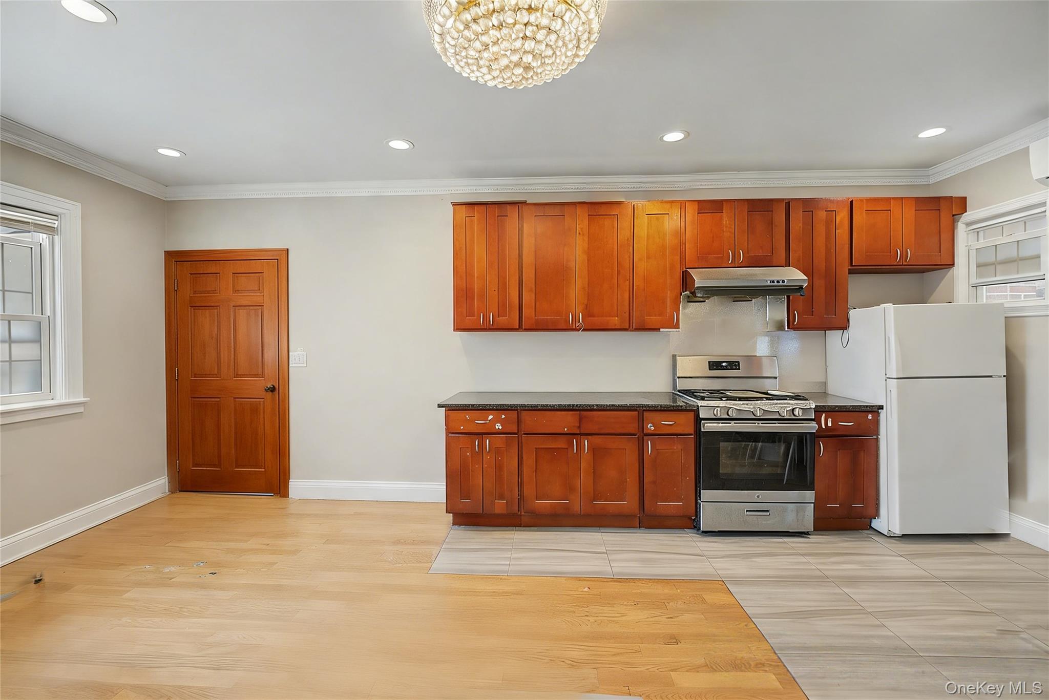 Single Family 161st Street Queens, NY 11357, MLS-1024544-26