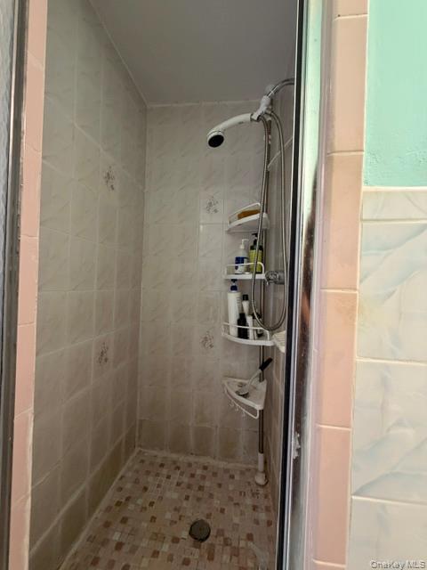 Single Family 78th Avenue  Queens, NY 11367, MLS-1024559-13