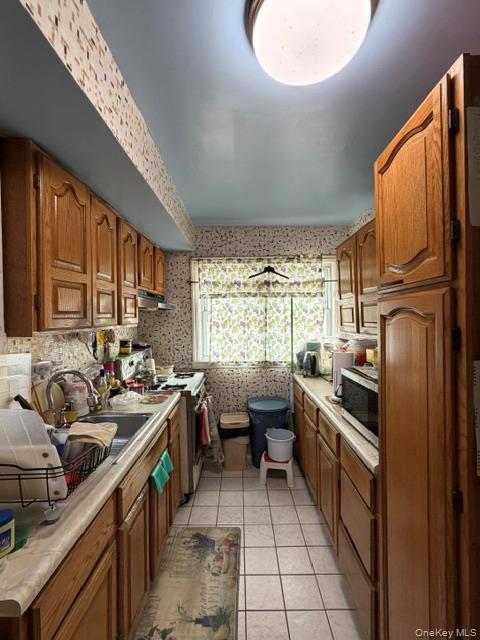 Single Family 78th Avenue  Queens, NY 11367, MLS-1024559-6