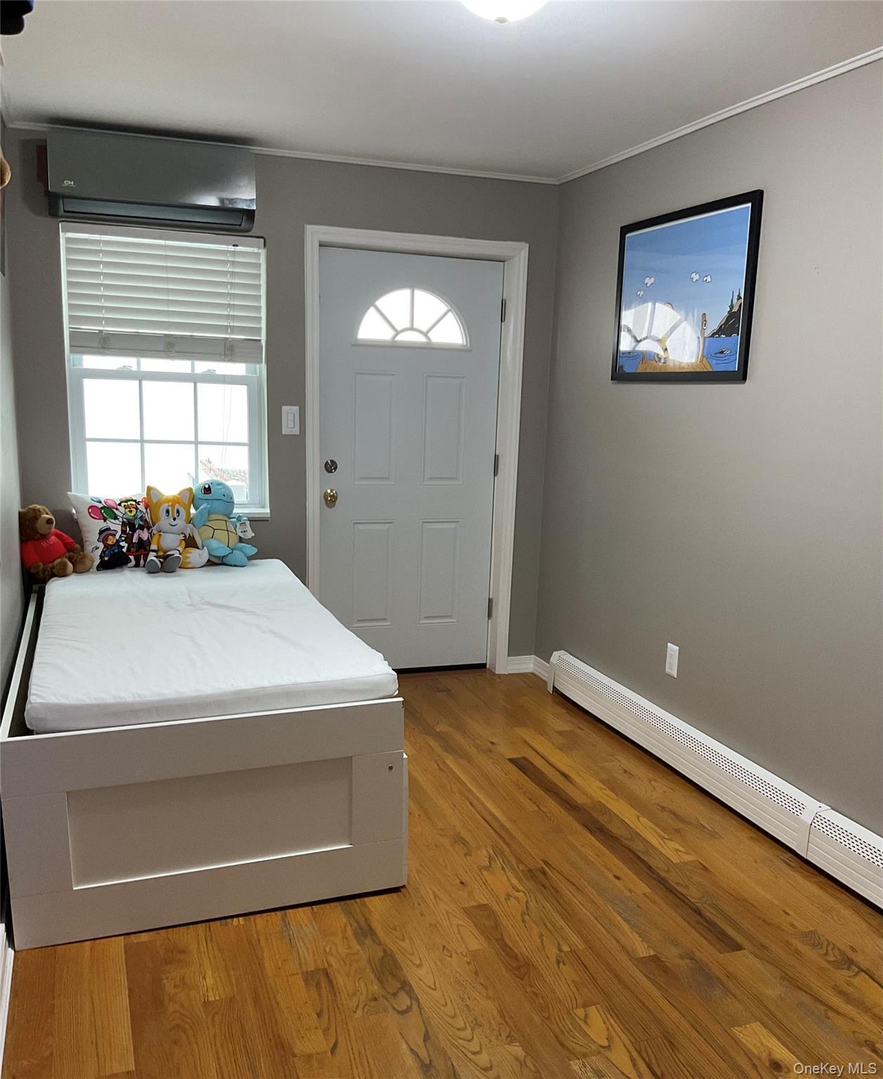 Single Family 29 Street Queens, NY 11691, MLS-1024574-11