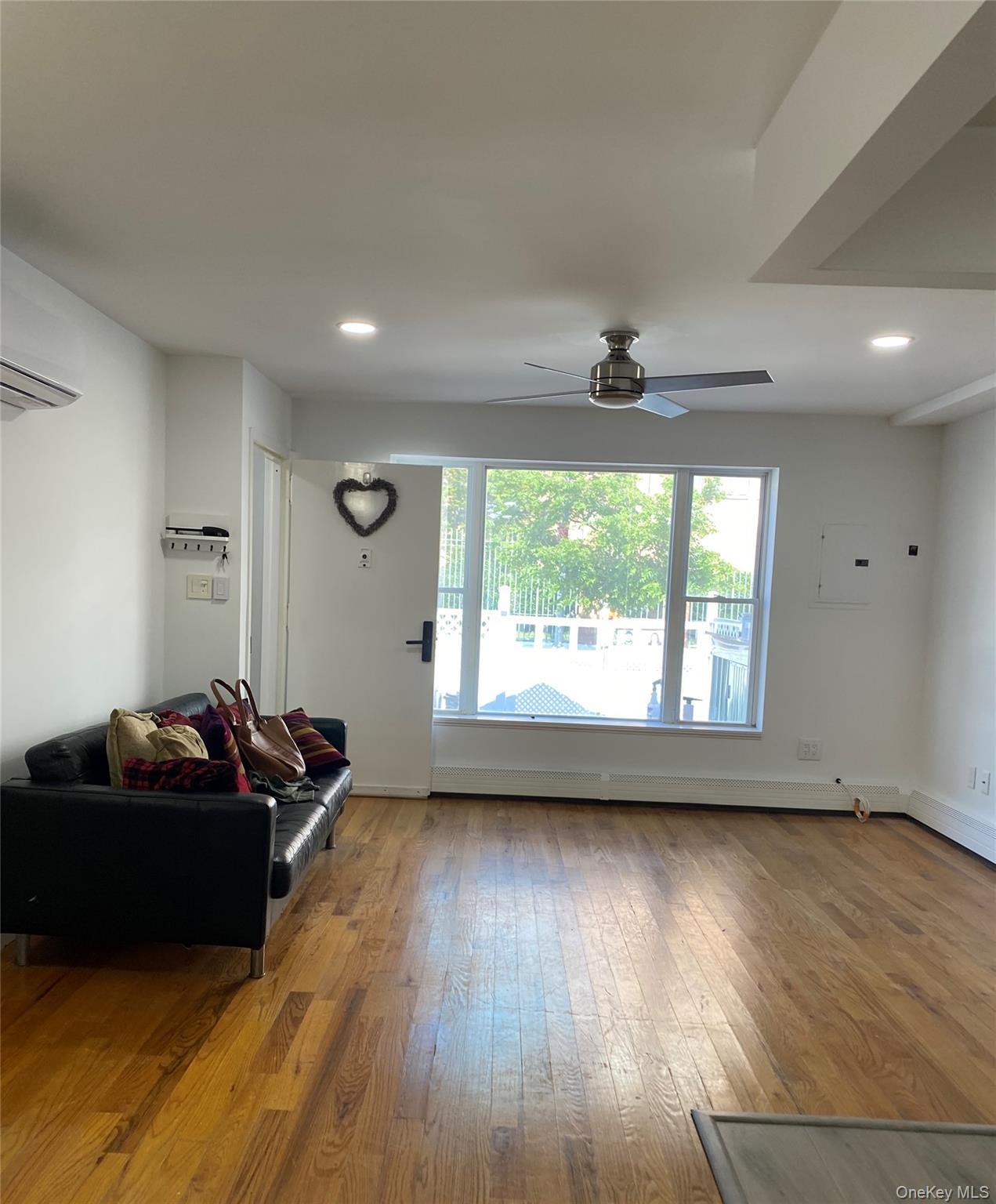 Single Family 29 Street Queens, NY 11691, MLS-1024574-17