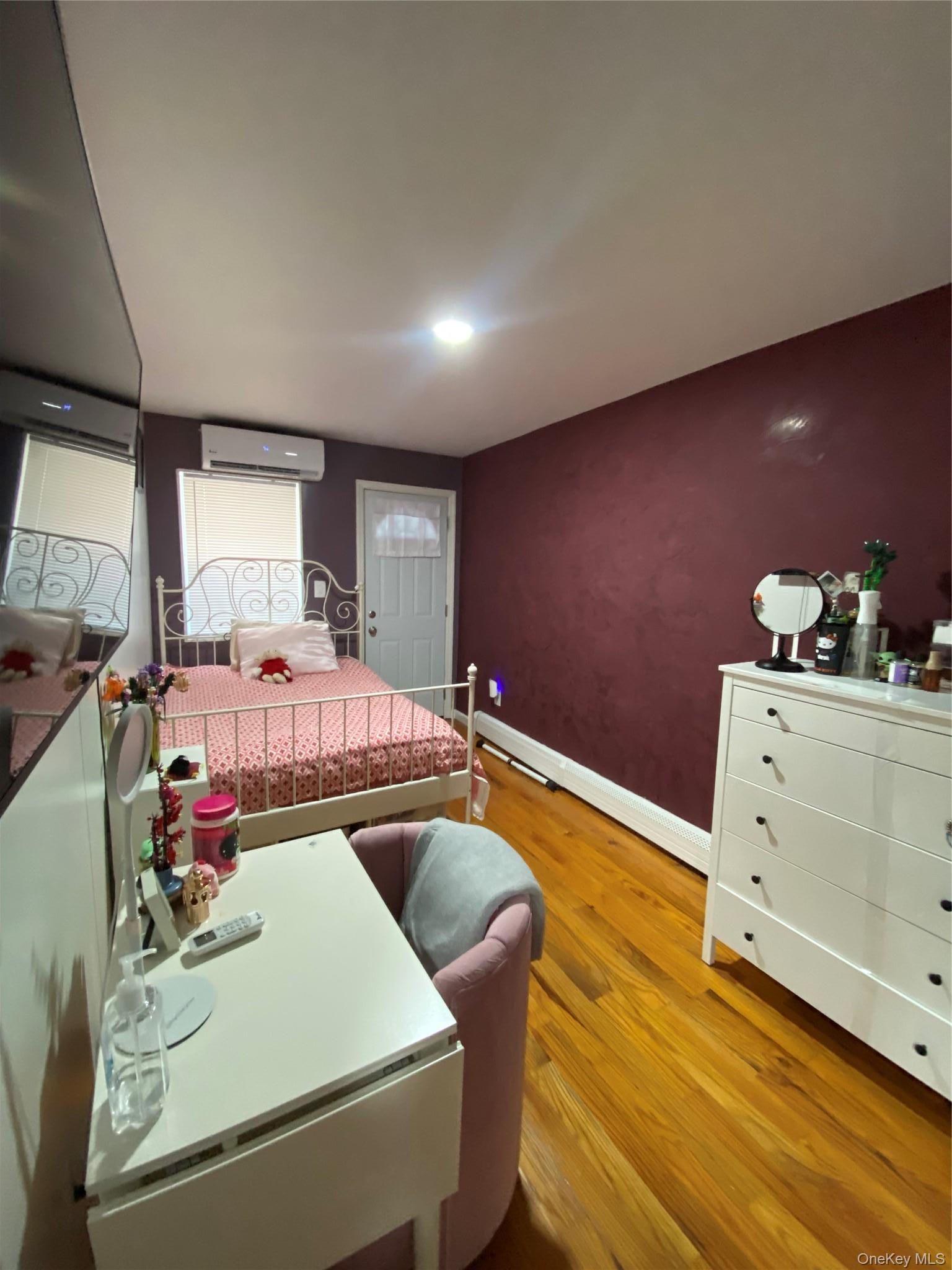 Single Family 29 Street Queens, NY 11691, MLS-1024574-21