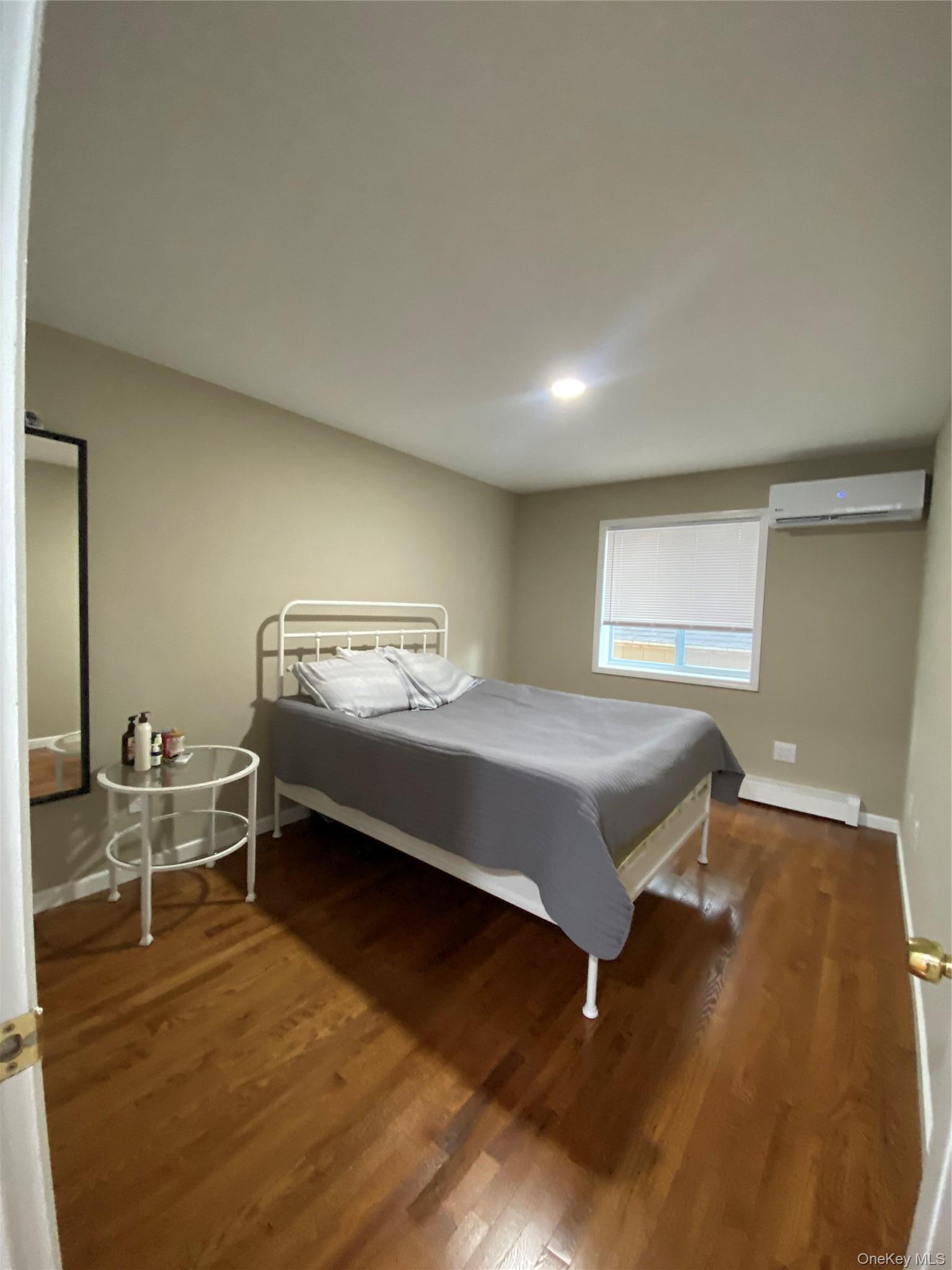 Single Family 29 Street Queens, NY 11691, MLS-1024574-22