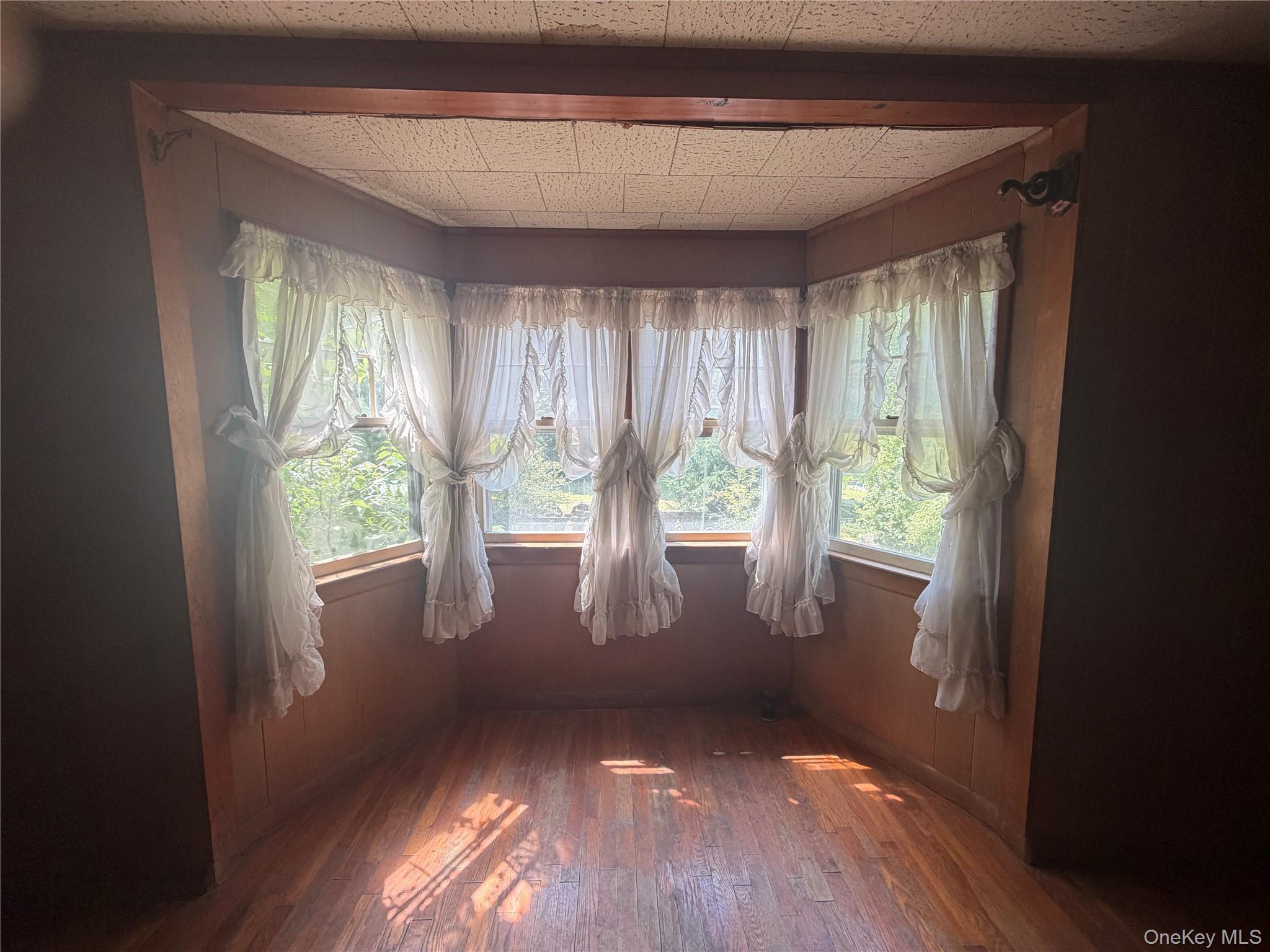 Single Family Quannacut Road Ulster County, NY 12566, MLS-1024611-12